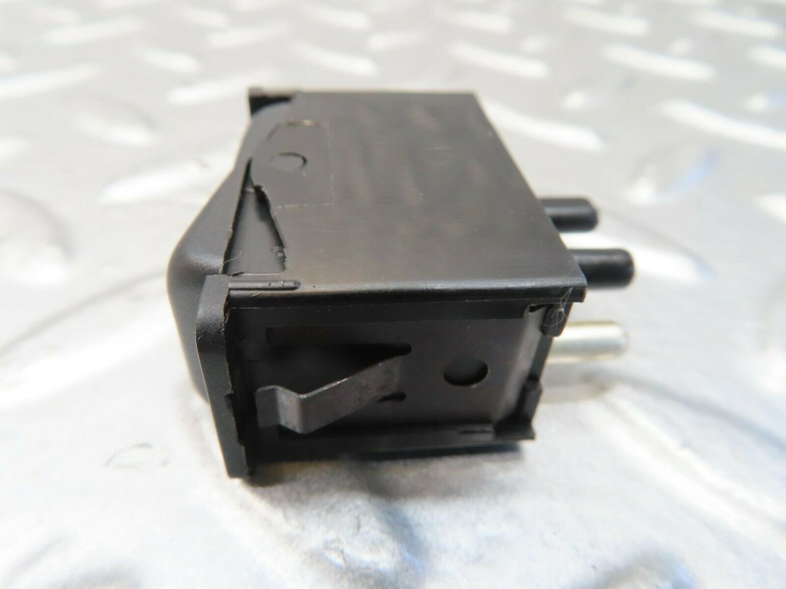 15490 Mercedes-Benz W123 230E Interior Light Switch 0008205910