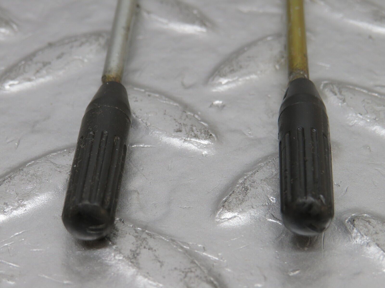 32490 Mercedes-Benz S124 300TE Wagon Front Door Lock Knob Pair