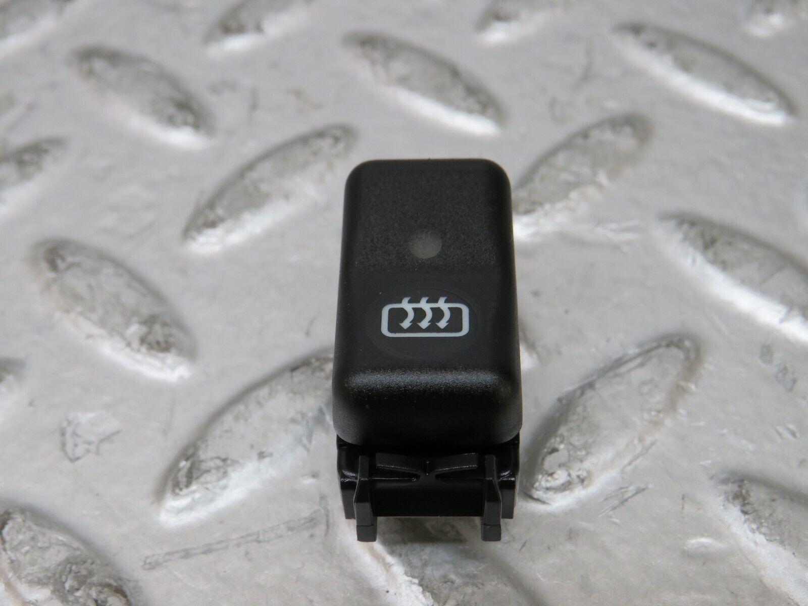 26529 Mercedes-Benz C124 220CE Coupe Rear Windscreen Defroster Switch1298207410