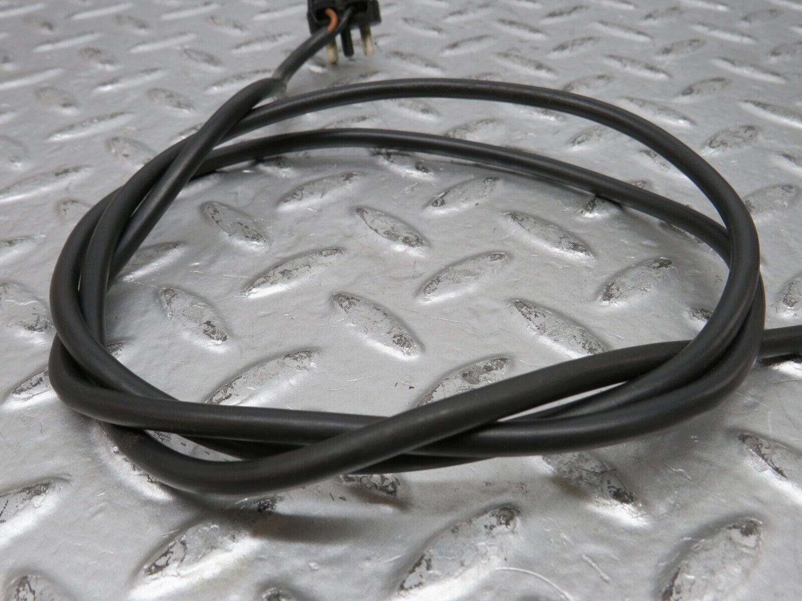 26593 Mercedes-Benz C124 220CE Front Wing Indicator Cable Wire 1249971881