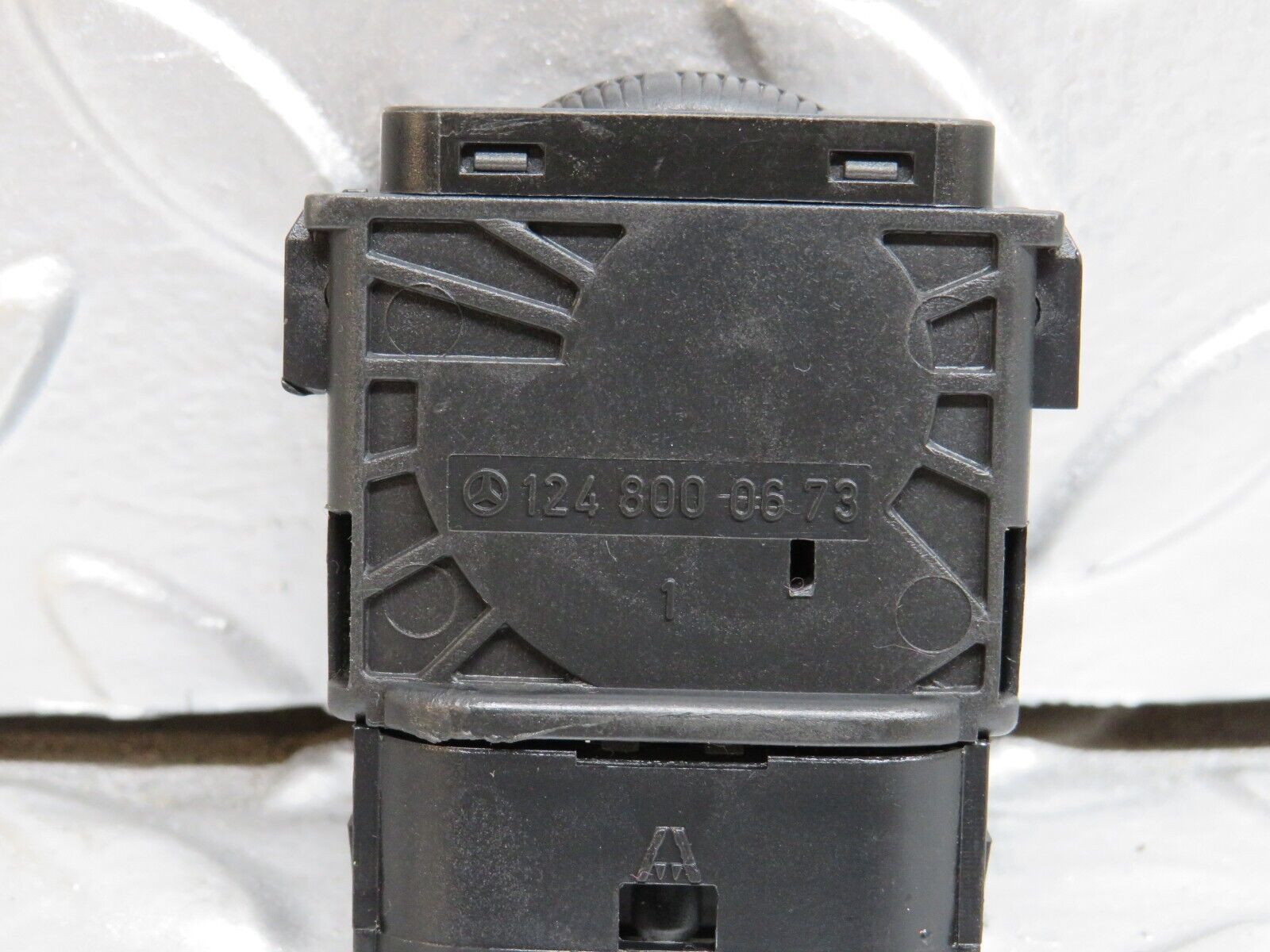 29176 Mercedes-Benz C124 320CE Coupe Headlight Level Switch 1248000673