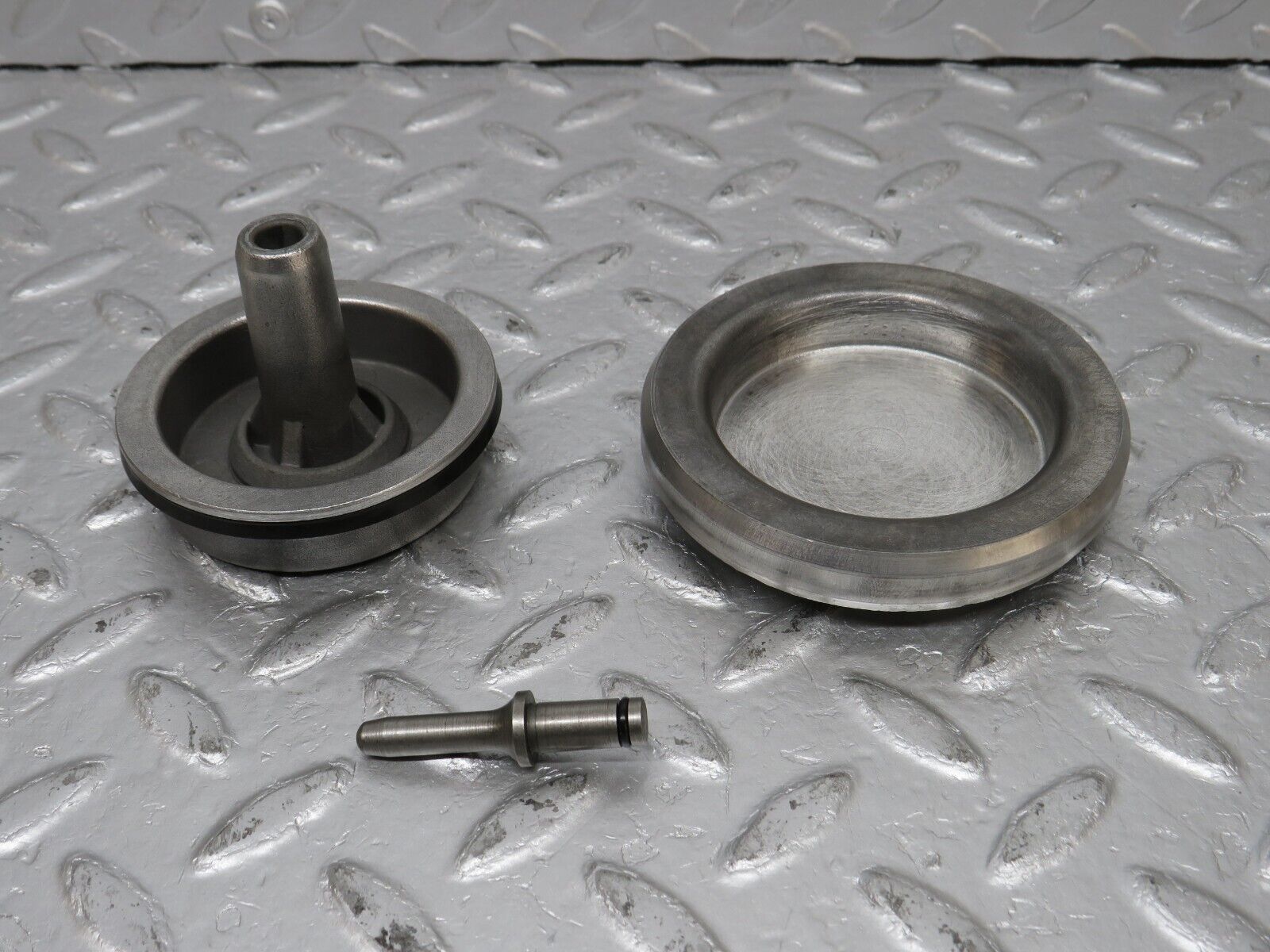 34569 Mercedes-Benz C126 380SEC Automatic Gearbox Piston 722.310 1262770938