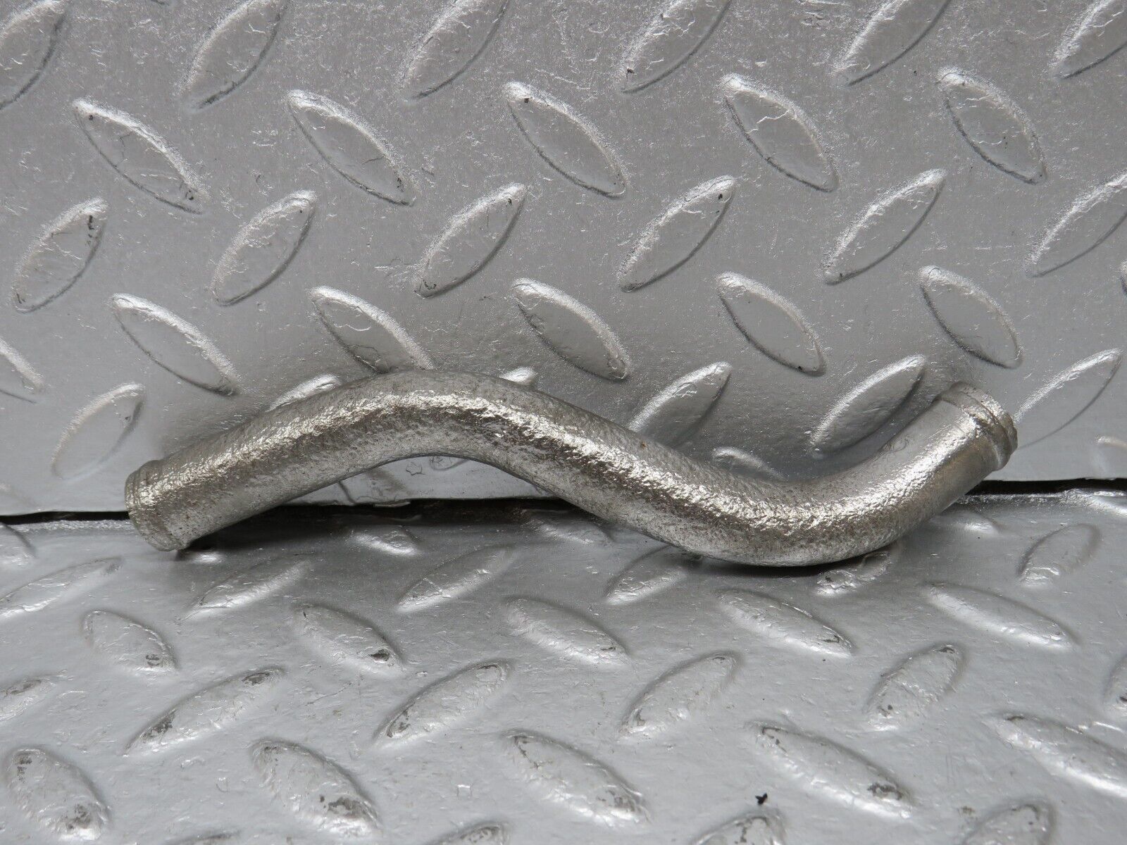 40449 Mercedes-Benz W110 230 Coolant Pipe