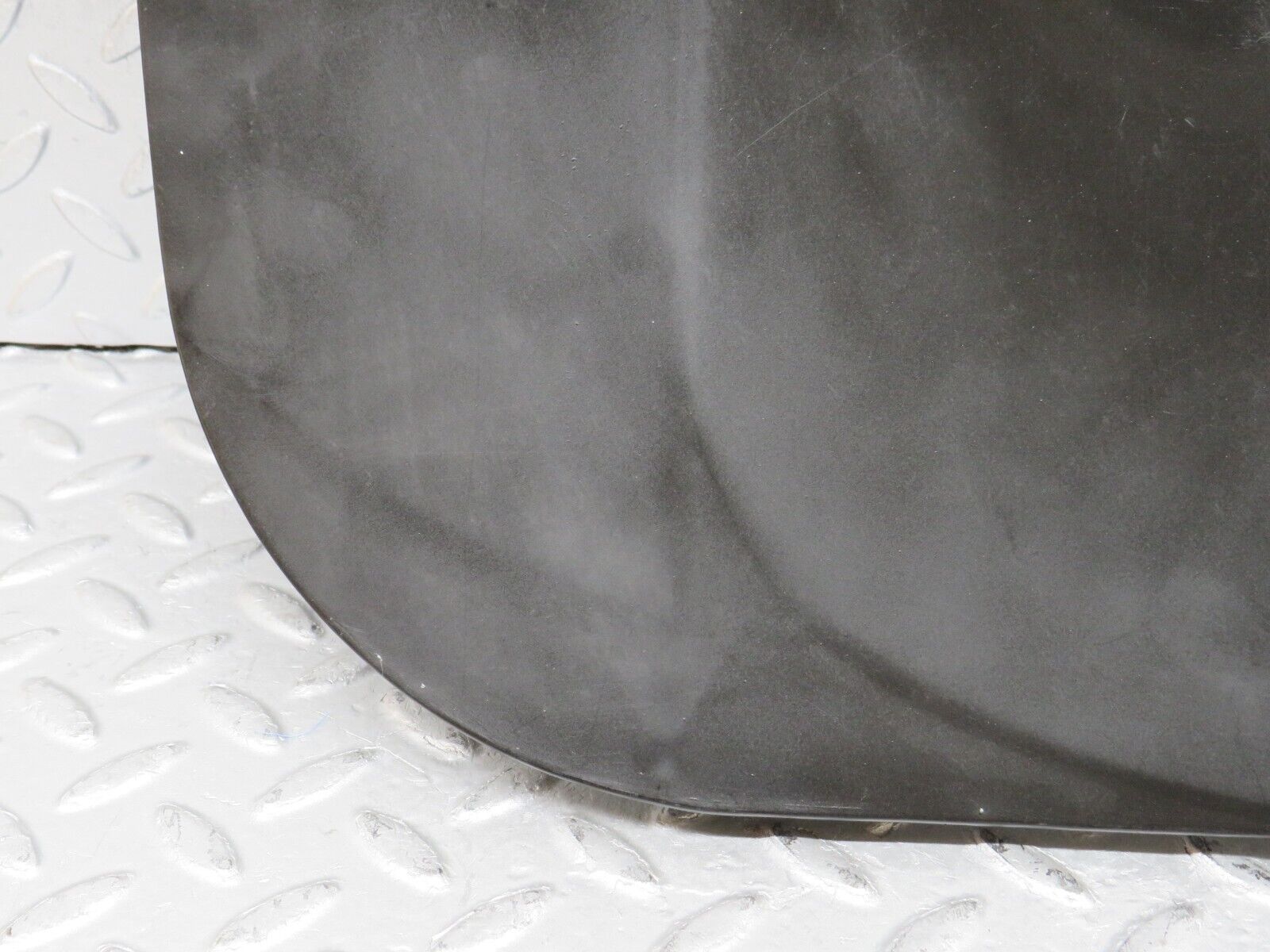 36453 Mercedes-Benz W201 190E 2.0L Front Left Floor Cable Channel Cover 2016841137