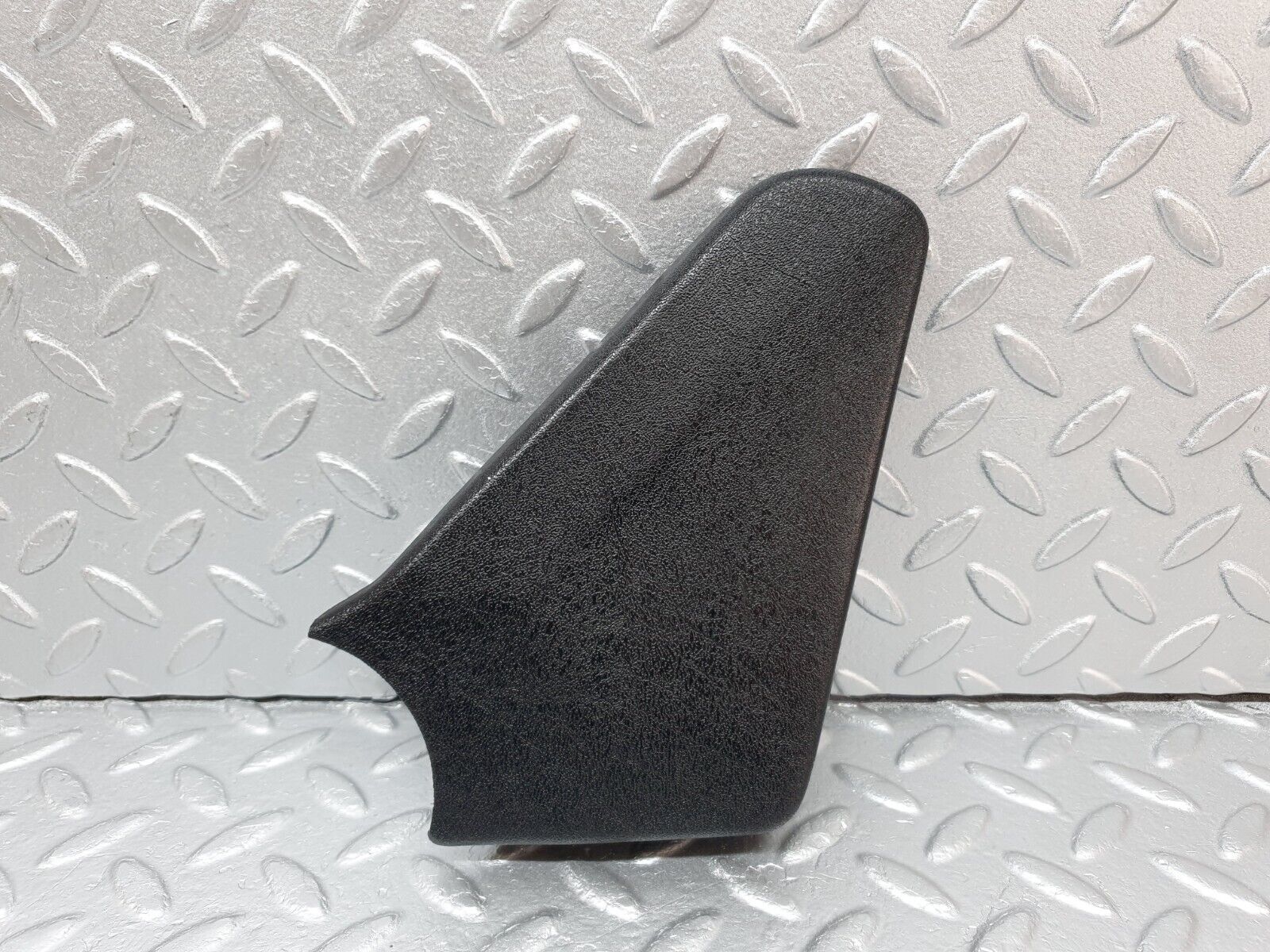 40789 Mercedes-Benz W126 Front Right Seat Cover Trim Black 1269180230