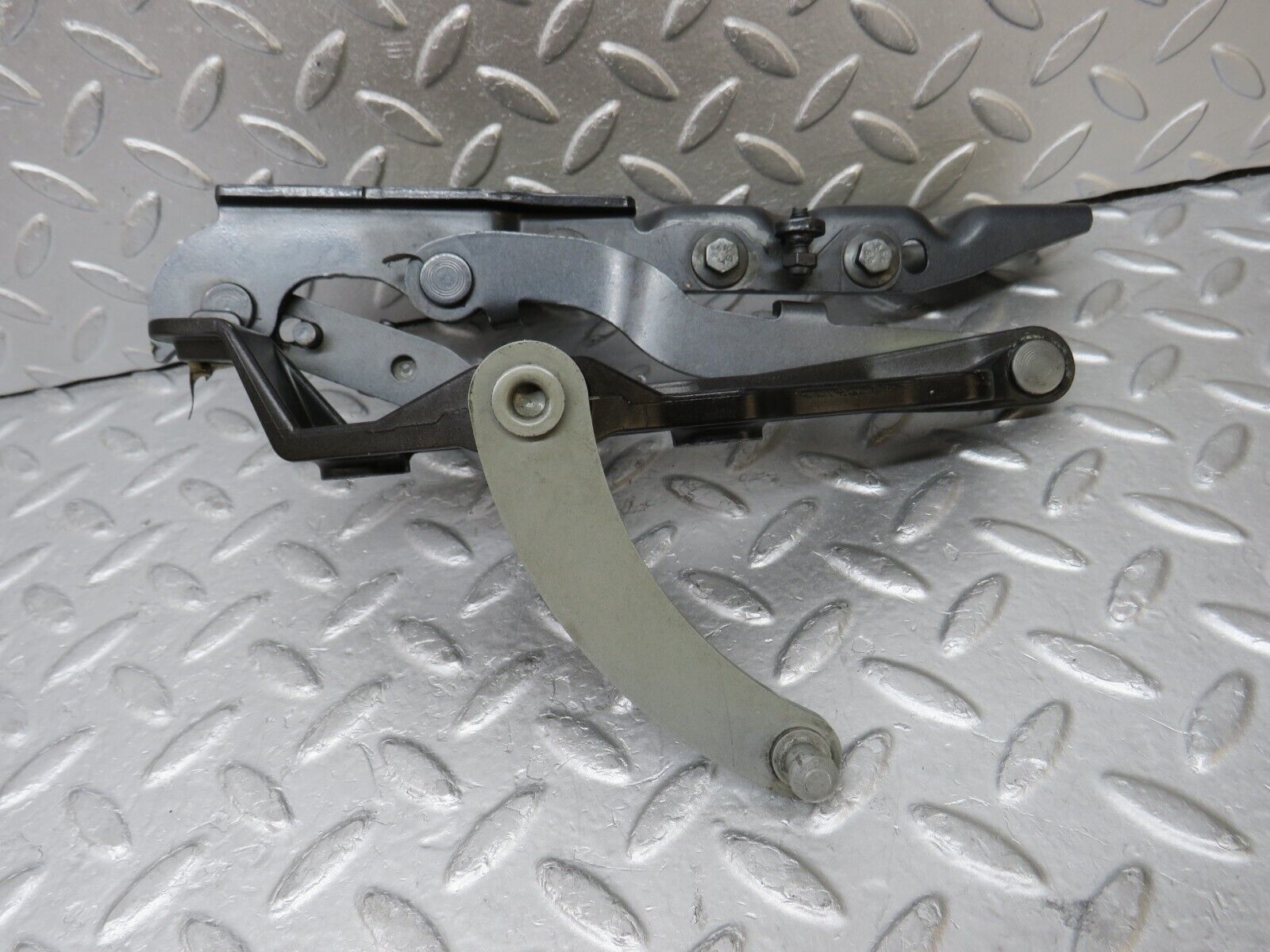 35223 Mercedes-Benz W221 Bonnet Hinge Right Side 2218800428