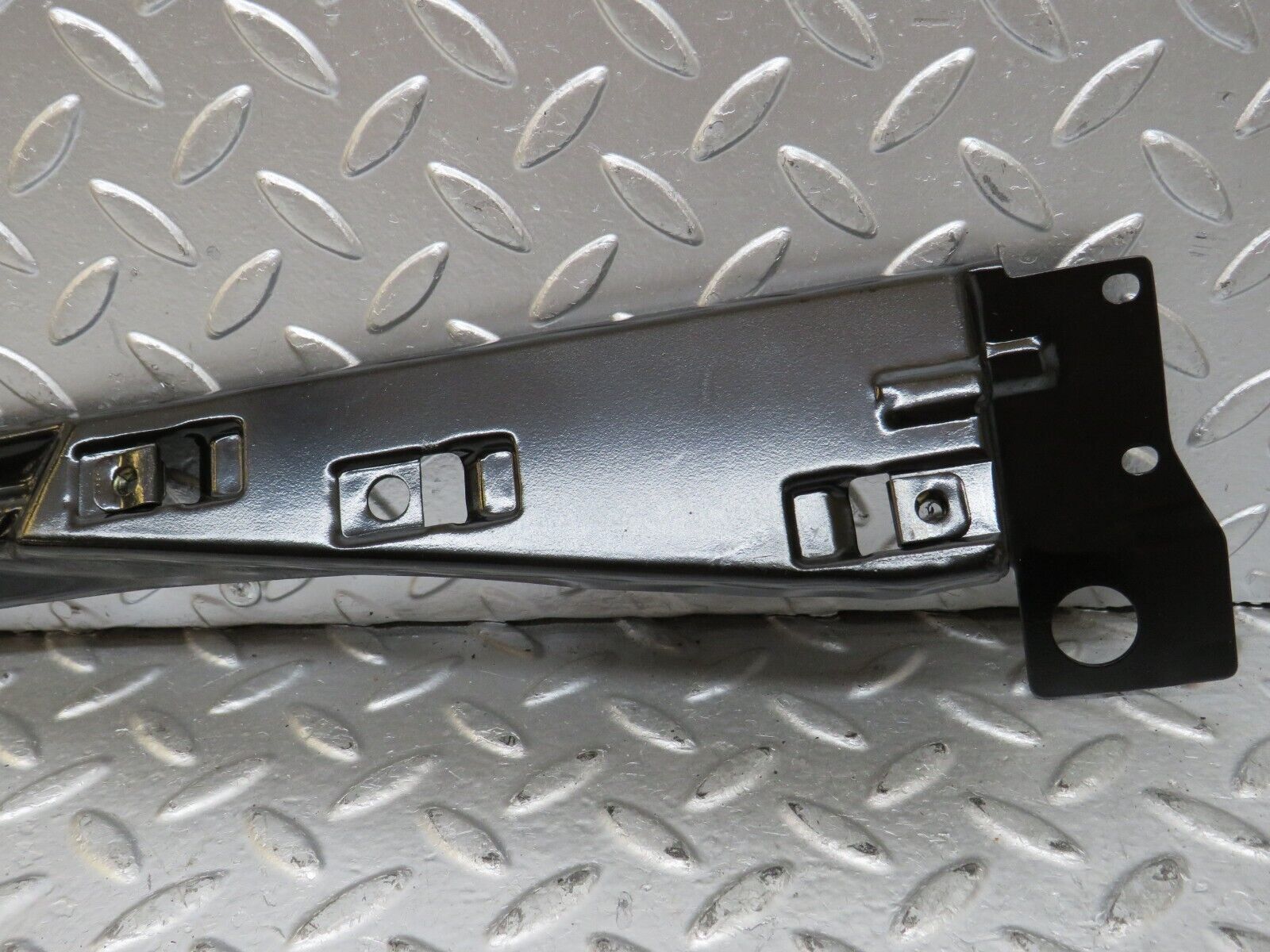 26506 Mercedes-Benz C124 220CE Coupe Rear Window Channel Support Right Side