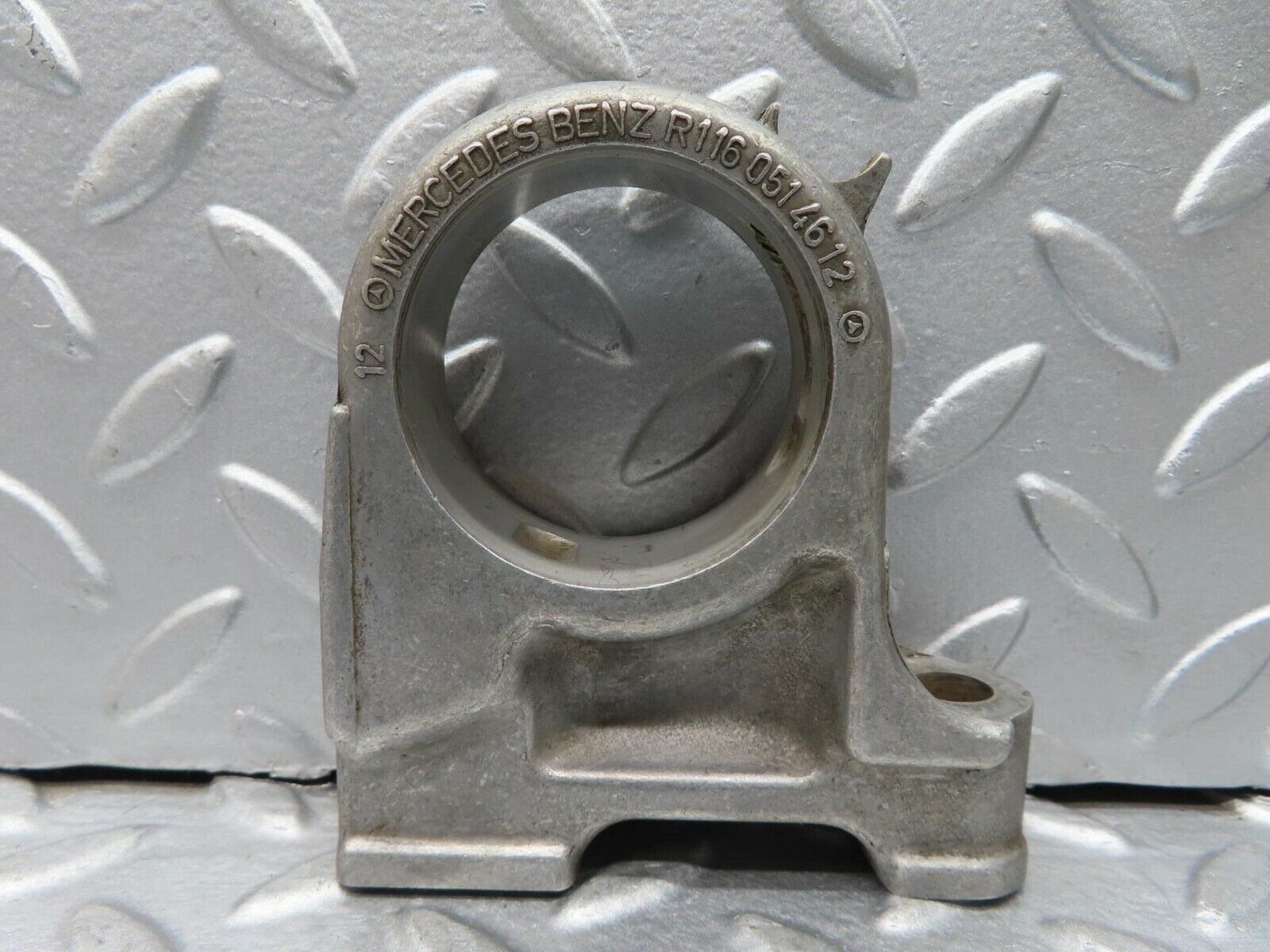 16718 Mercedes-Benz C107 380SLC Camshaft Tower Bearing 1160514612