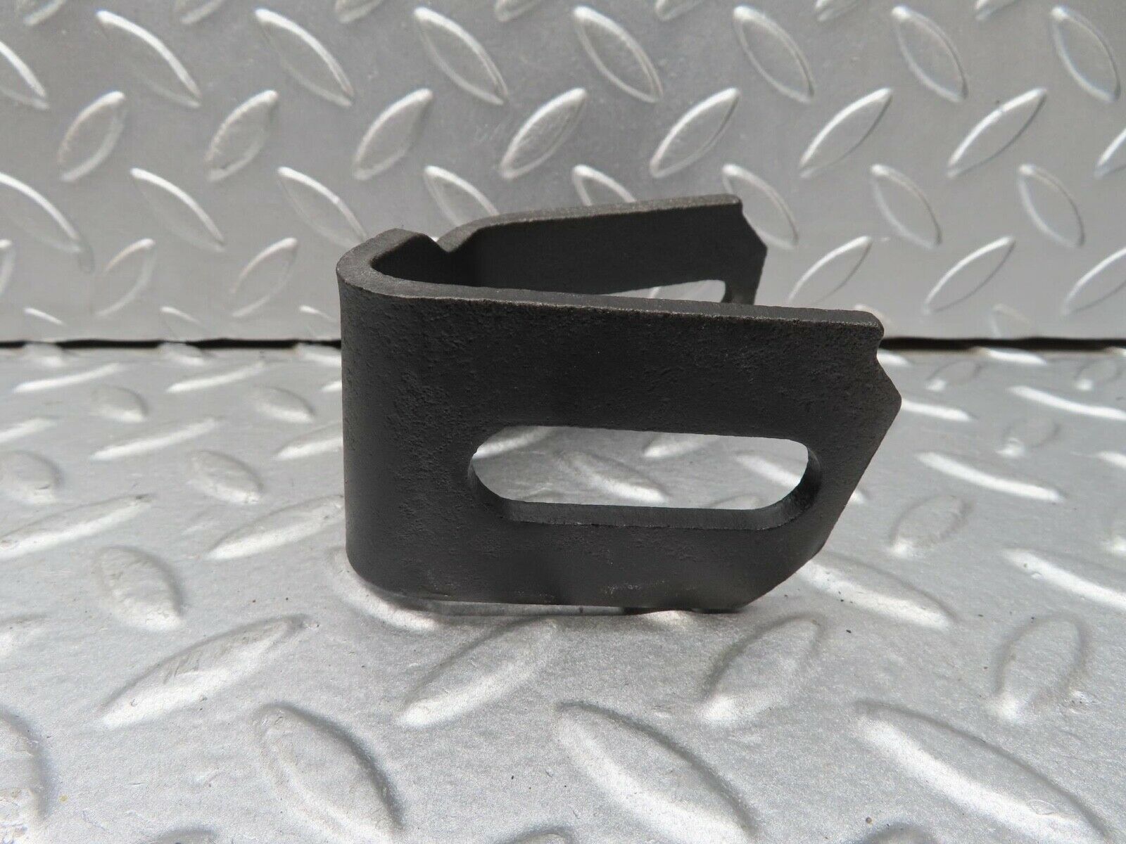 14506 Mercedes-Benz W116 350SE Front Bumper Bracket Holder