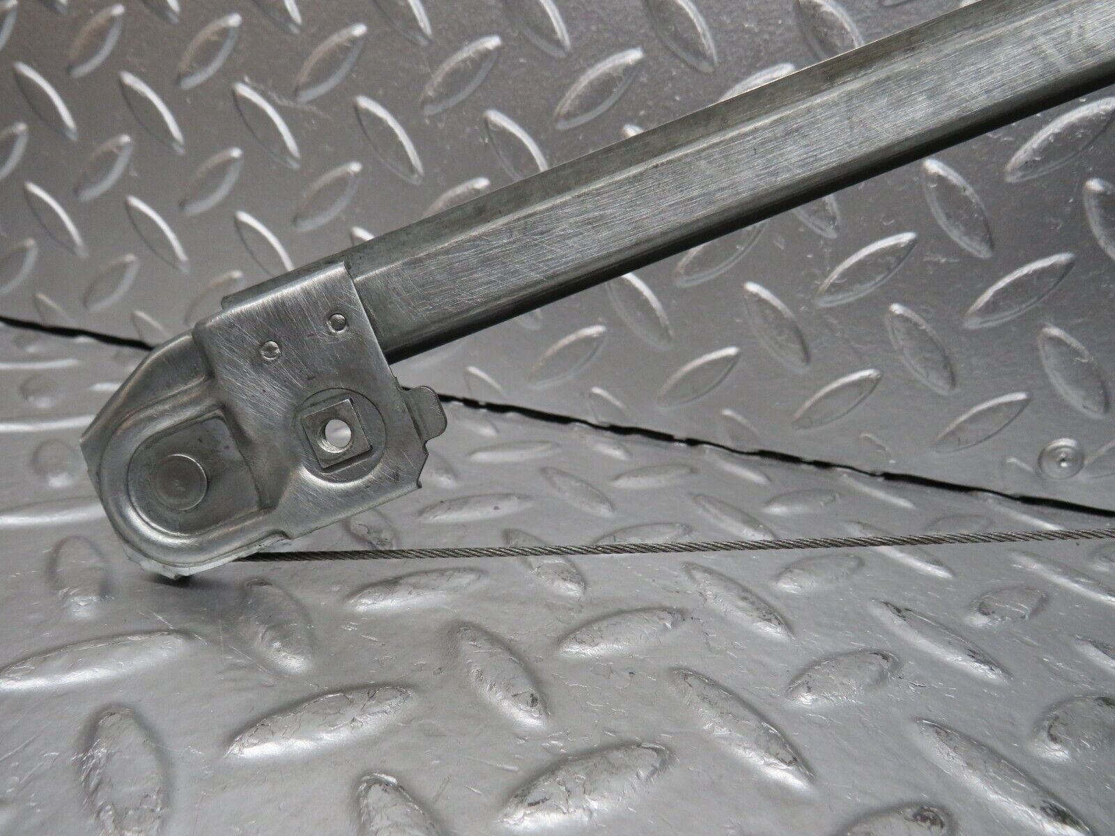 31194 Mercedes-Benz S124 220TE Rear Right Window Regulator & Motor 774.30016/28