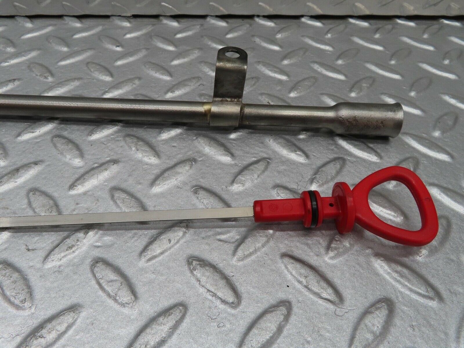 16433 Mercedes-Benz W124 260E Oil Dipstick