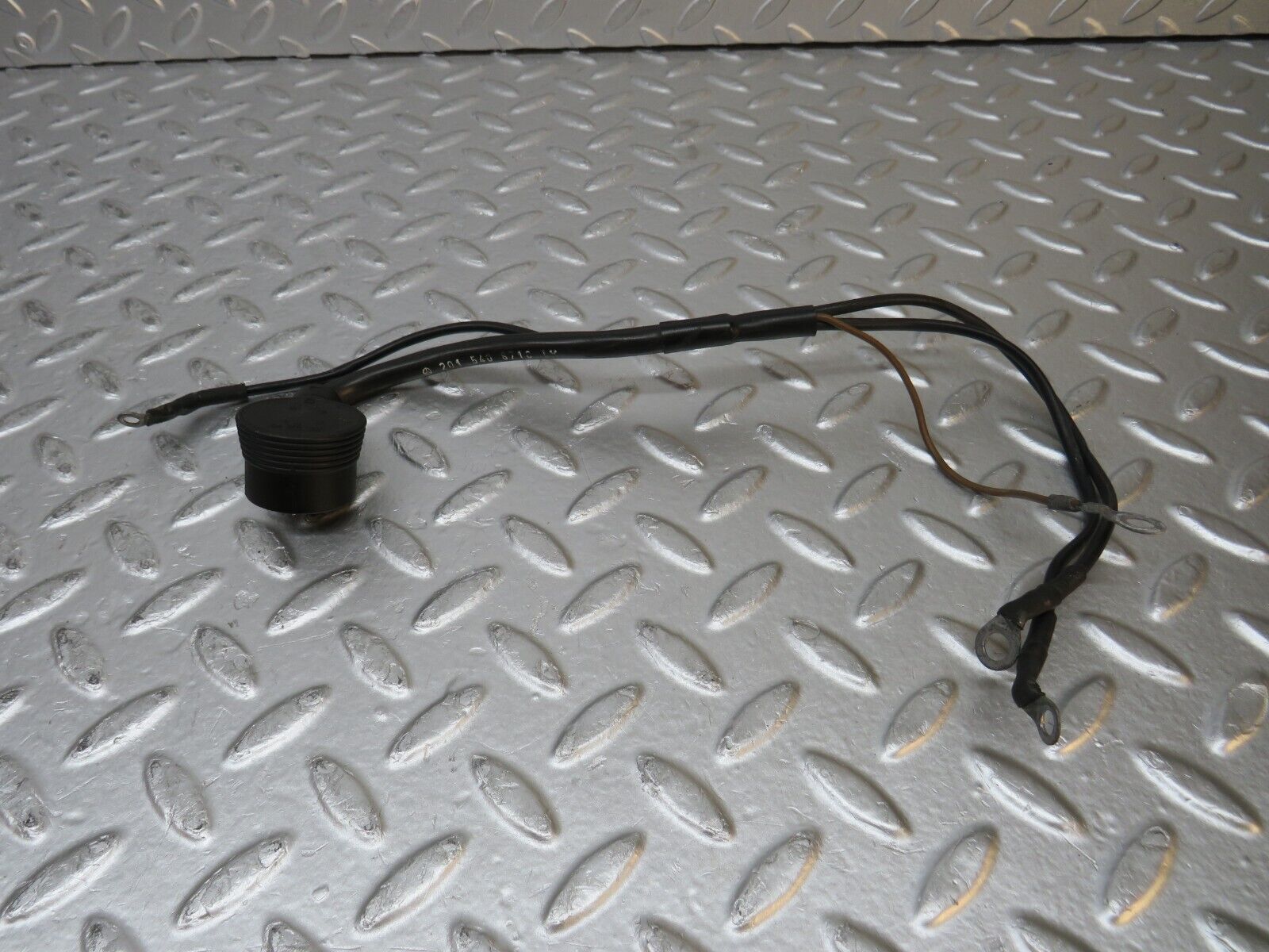 31832 Mercedes-Benz W201 190LE 1.8L Ignition Coil Cable 2015408710