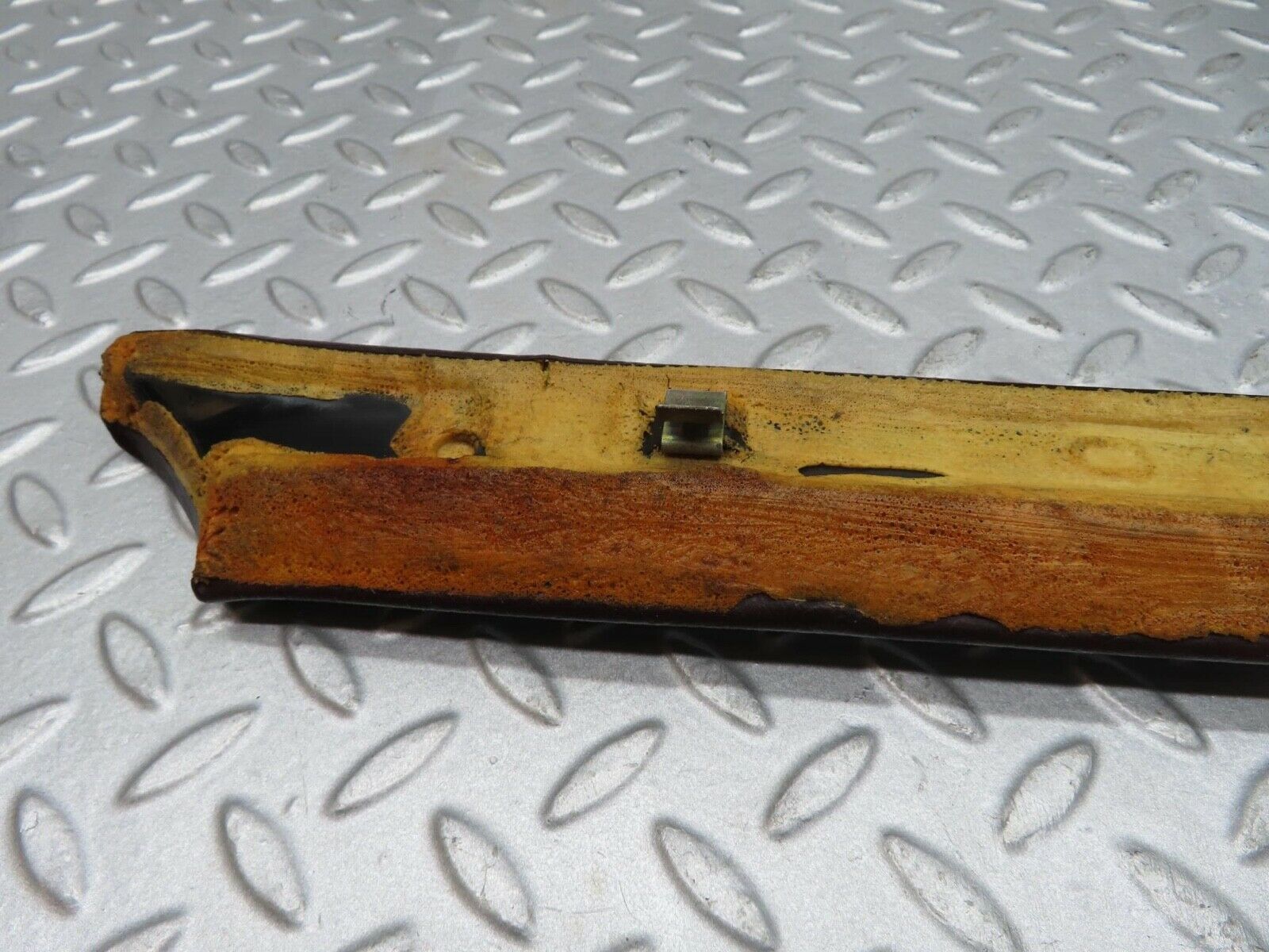 12247 Mercedes-Benz W108 280SE 3.5 A Pillar Trim Cover Left Brown