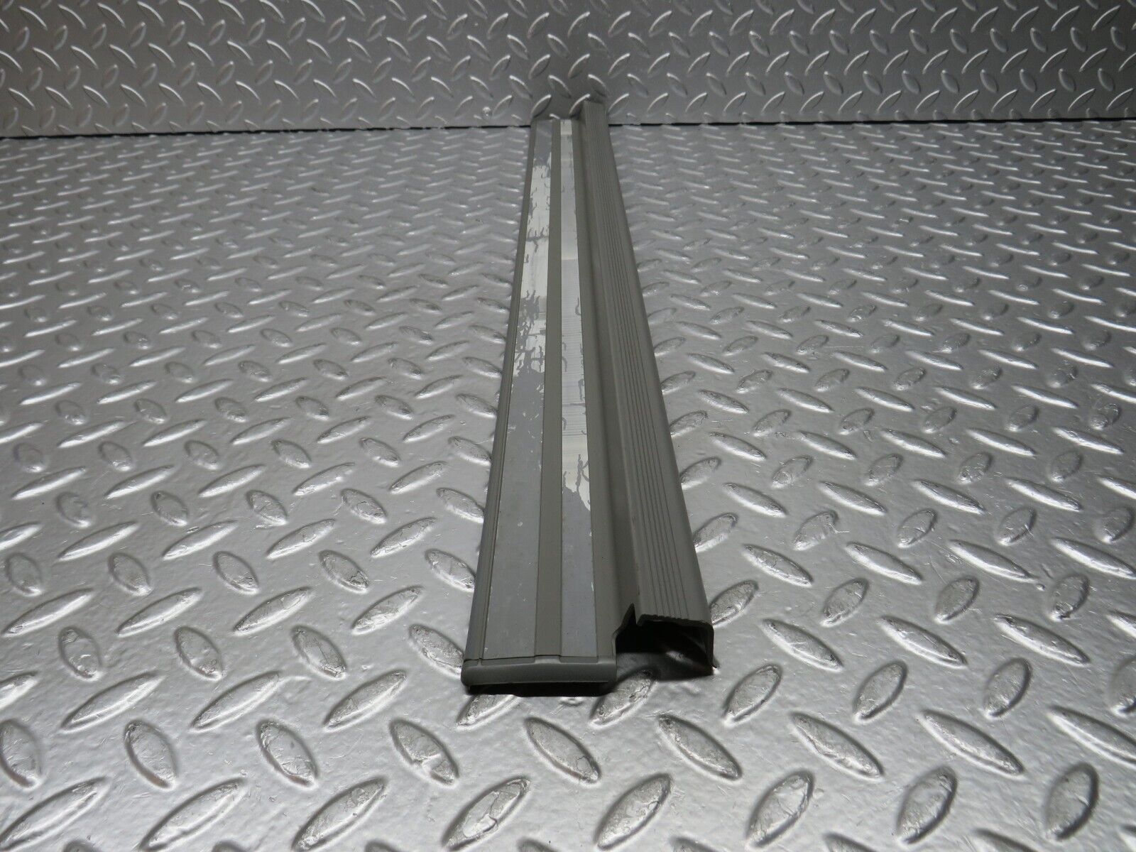 30448 Mercedes-Benz W124 230E Front Left Door Sill Trim