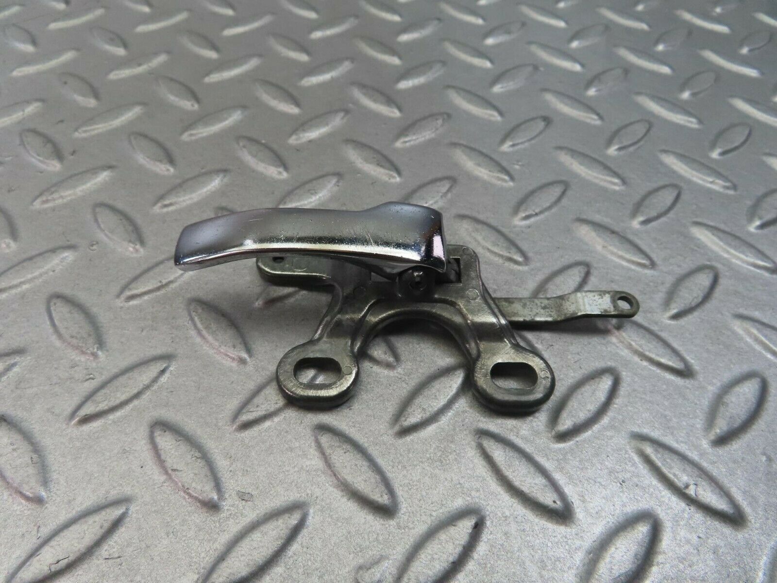 8352 Mercedes-Benz W108 Right Interior Door Handle 1107660419