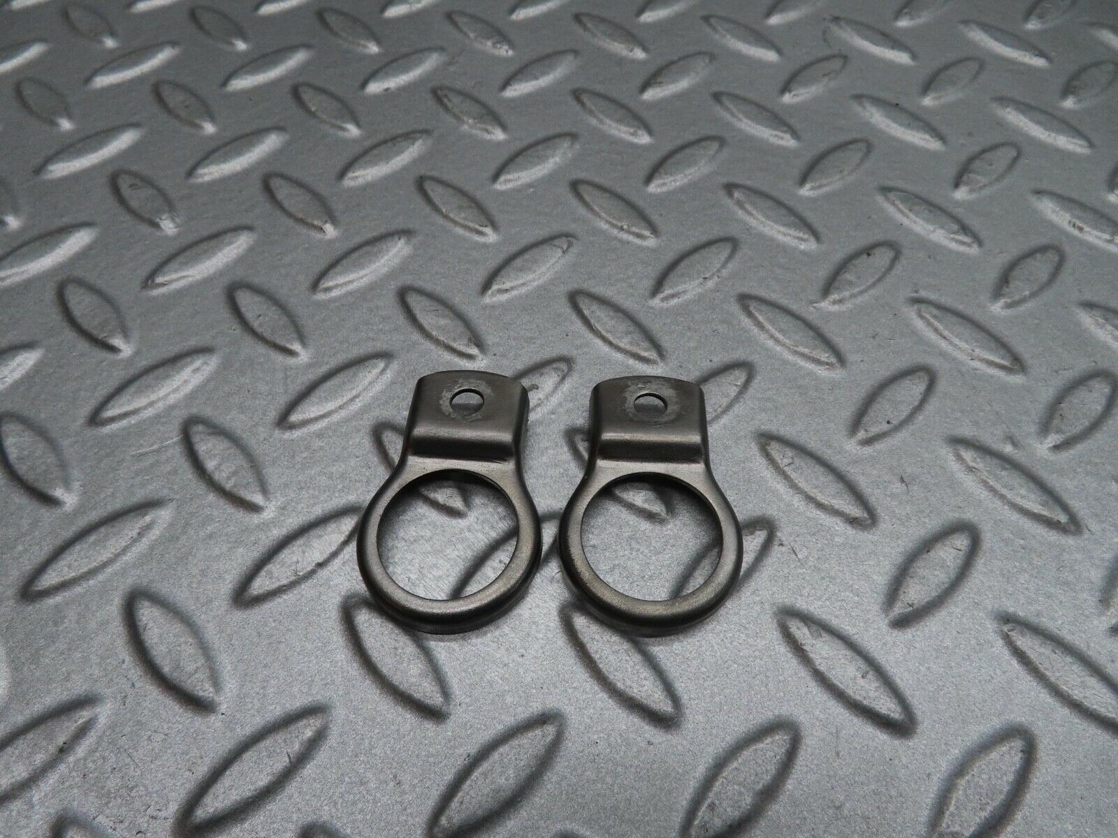 12493 Mercedes-Benz W108 280SE 3.5 Fuel Injector Bracket