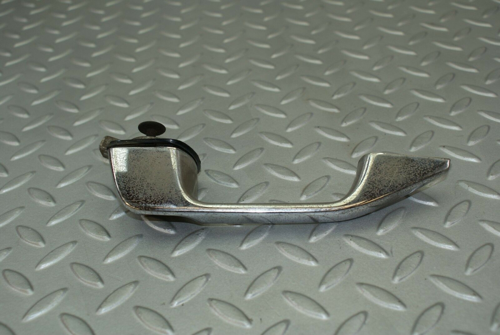 3105 Mercedes-Benz W115 220D Door Handle Rear Right 1157660401