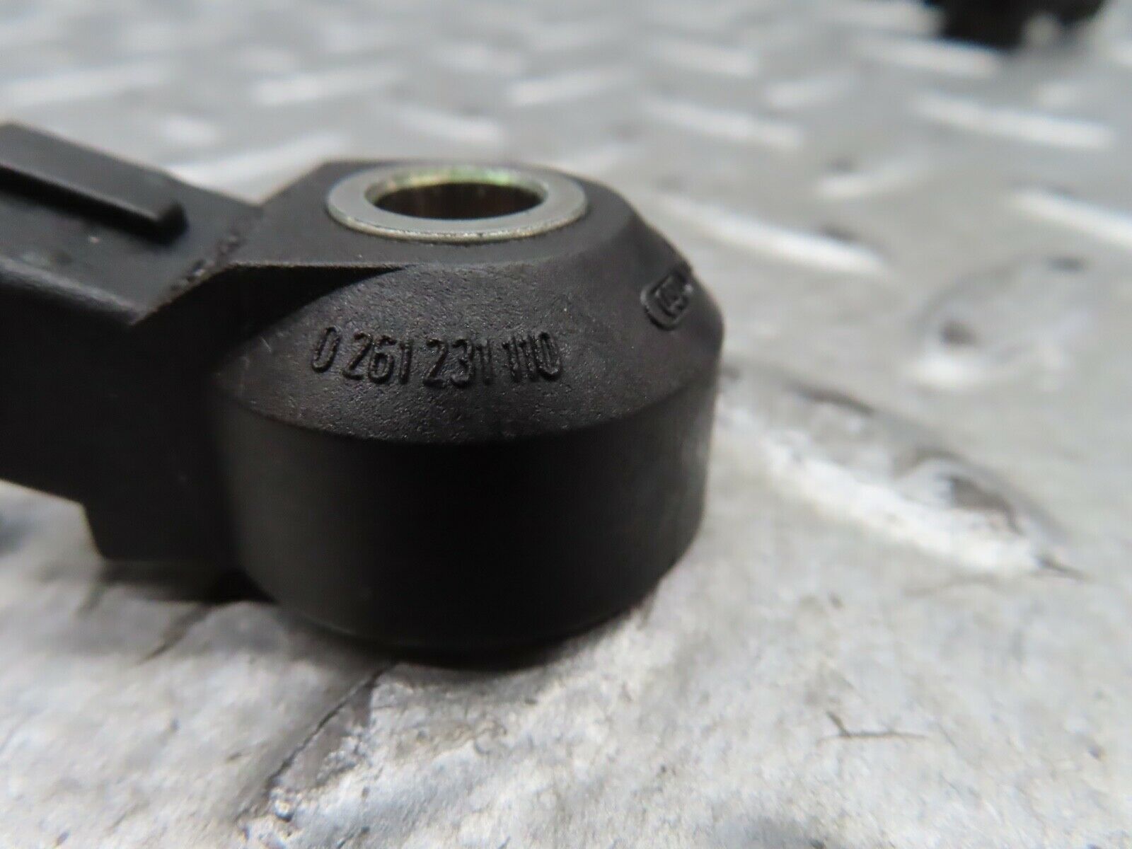 19676 Mercedes-Benz C140 CL420 Coupe Knock Sensor Pair 0261231110