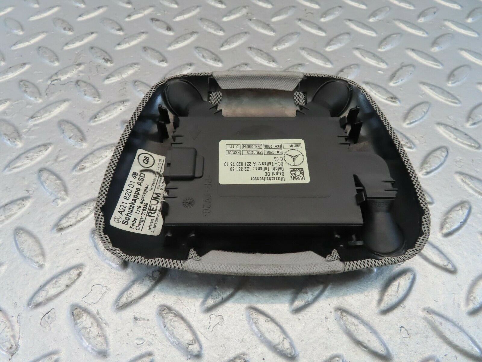 11131 Mercedes-Benz W221 S320 Interior Motion Sensor 2218207510