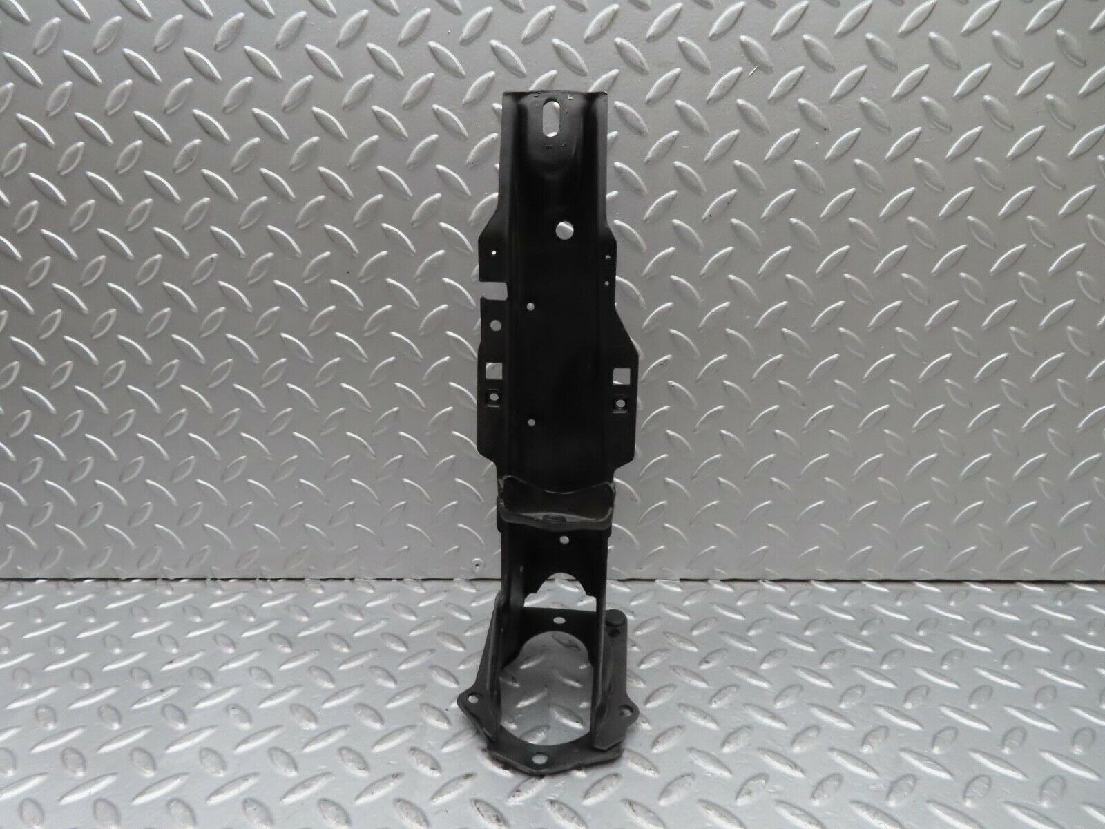 12441 Mercedes-Benz W108 280SE 3.5 Brake Pedal Bracket