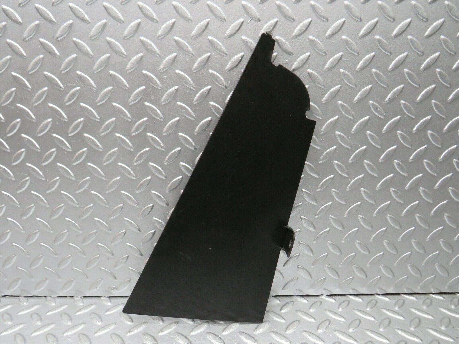 22460 Mercedes-Benz C124 E220 Coupe Rear Right Panel Lower Trim 1246922889