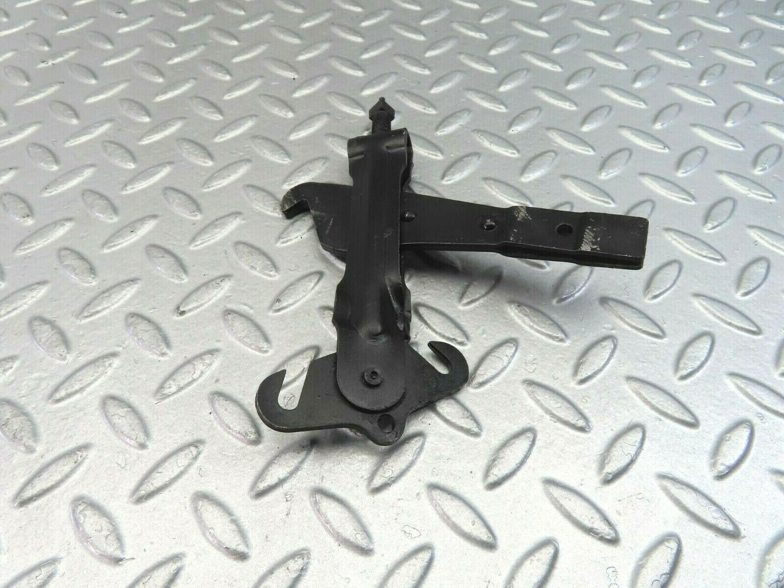 10020 Mercedes-Benz C123 230CE Coupe Handbrake Adjusting Handbrake Regulator