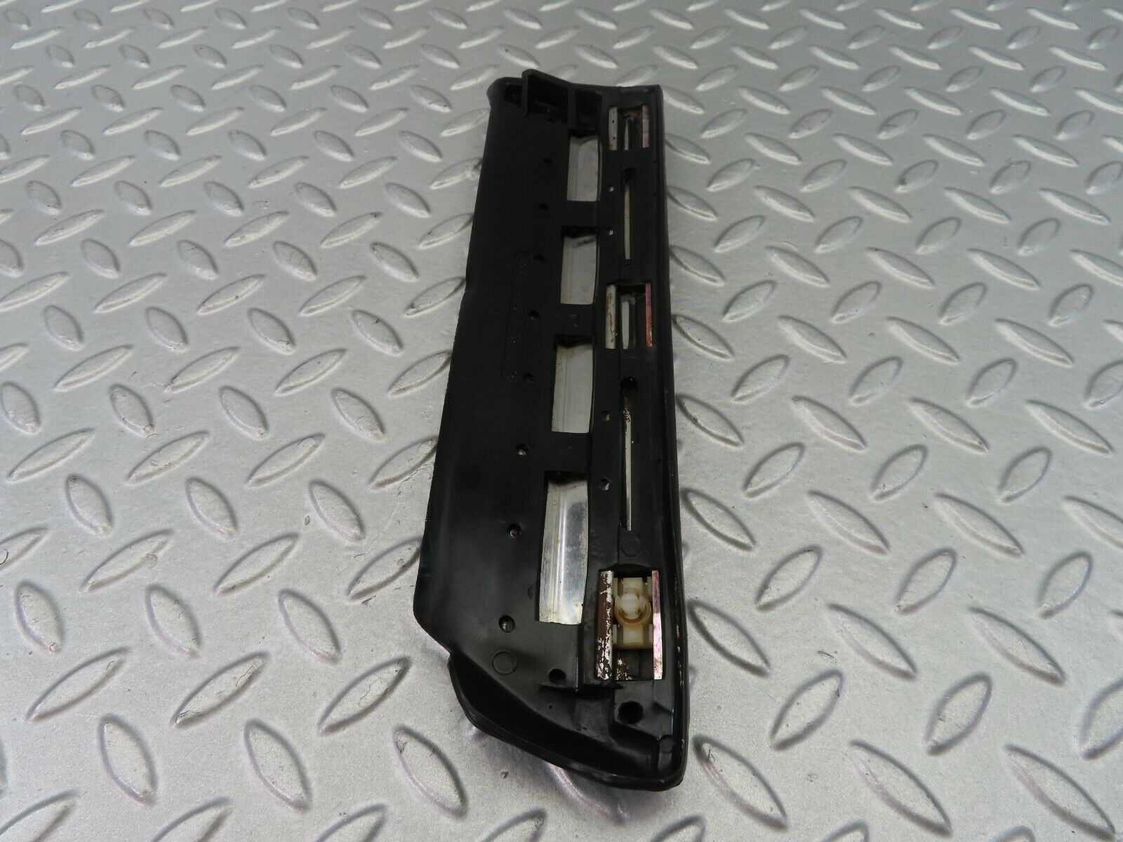 7505 Mercedes-Benz S123 230TE Wagon Front Left Fender Wing Lower Trim