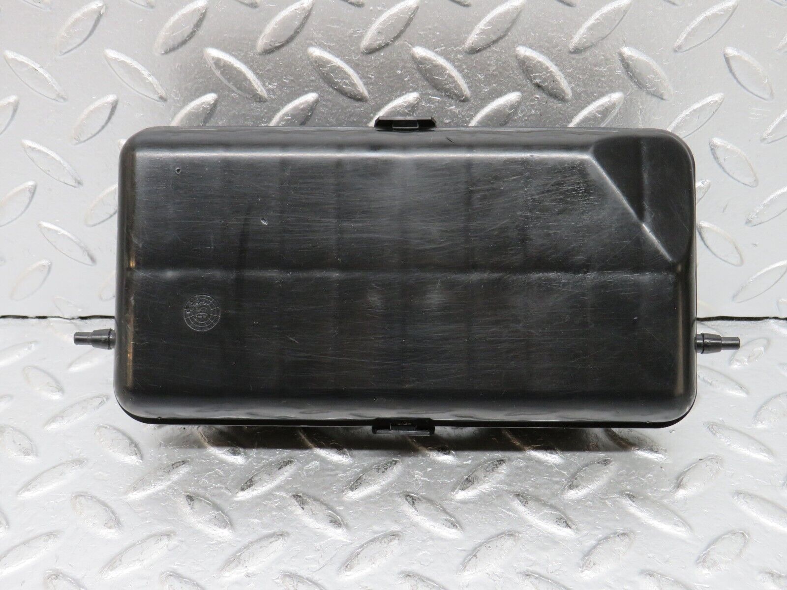 33271 Mercedes-Benz W202 C180 Vacuum Reservoir Tank 1408050019