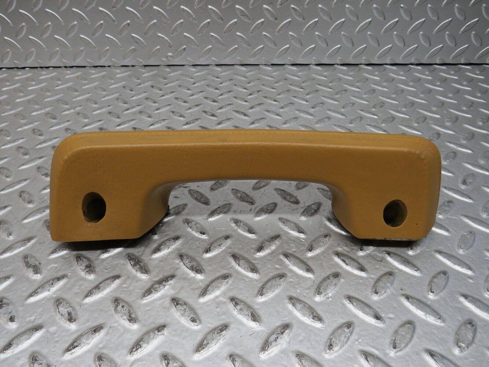 28604 Mercedes-Benz W123 230E Left Interior Door Handle Palomino 1239701901