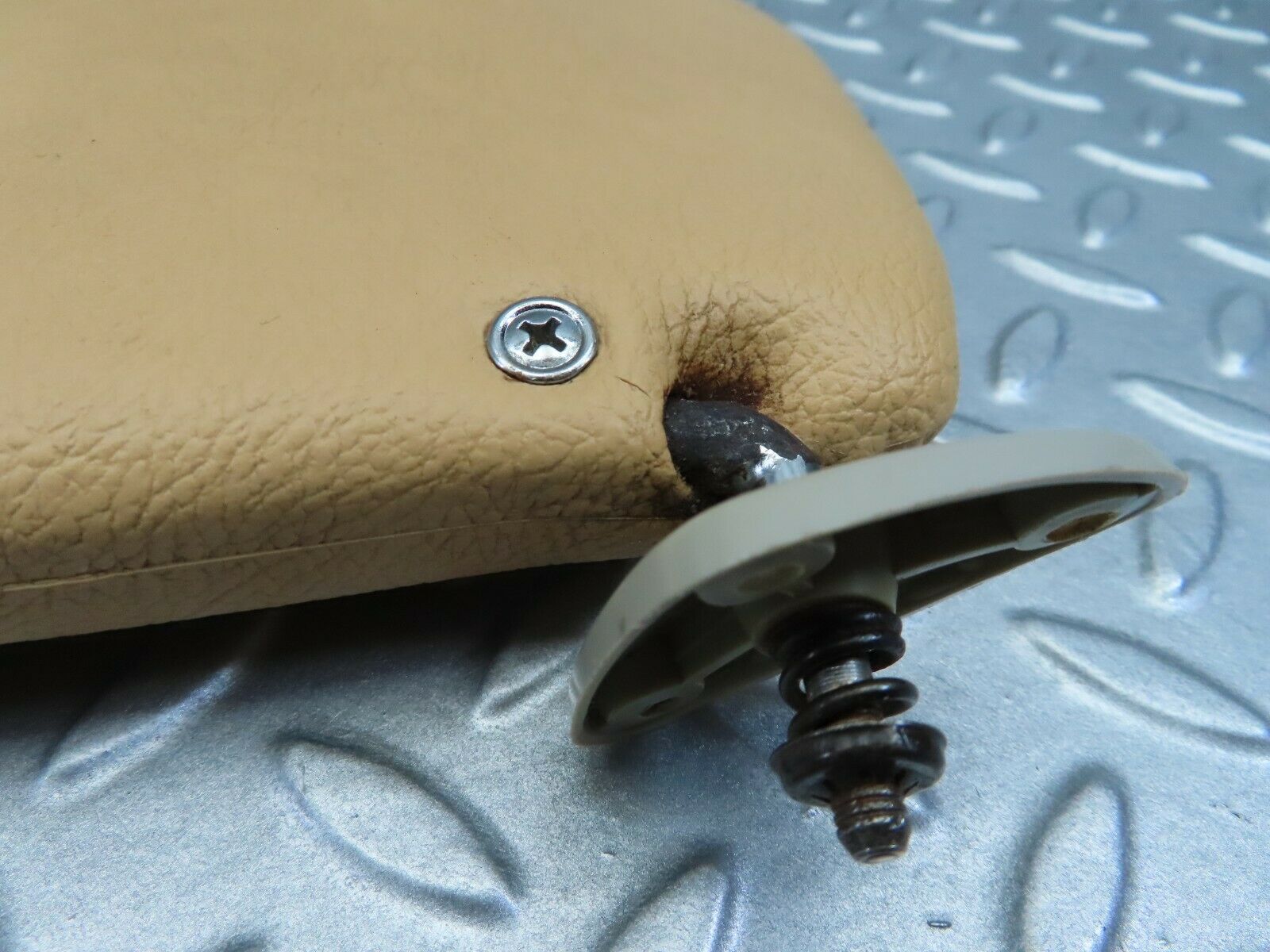 7884 Mercedes-Benz W115 220D Sun Visor Left Side