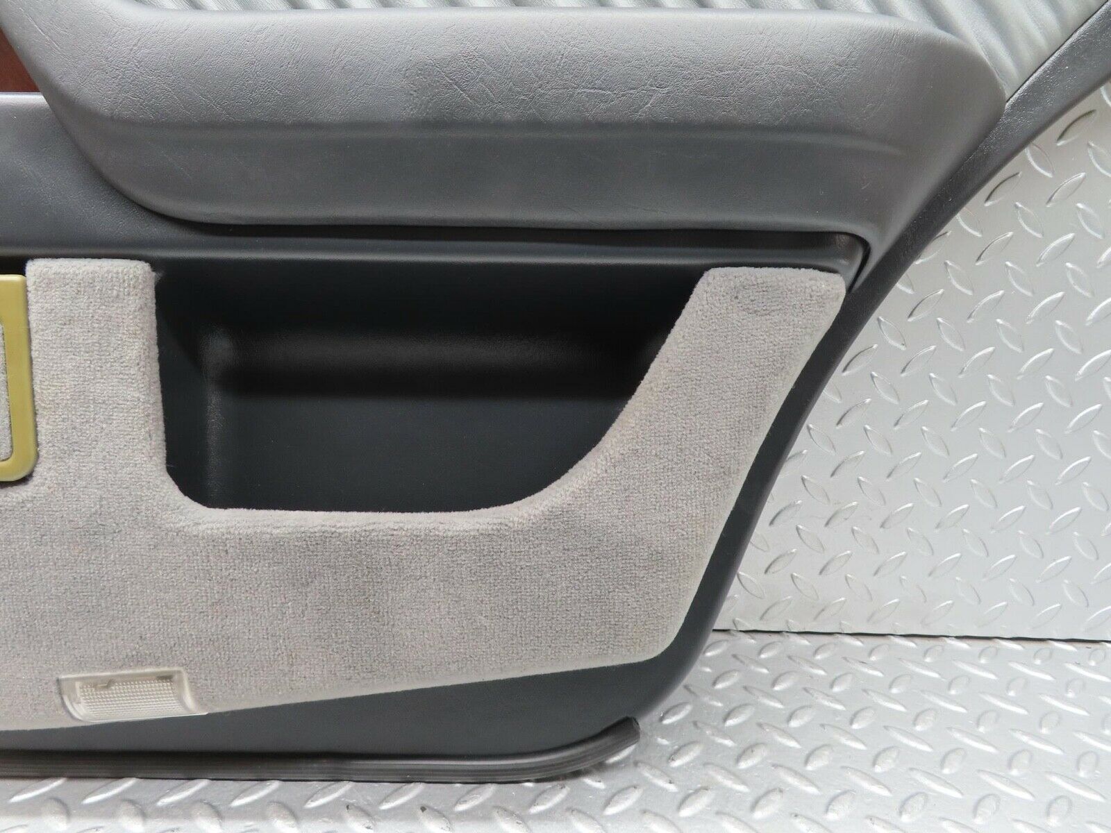 15107 Mercedes-Benz W140 S320 Rear Right Door Card