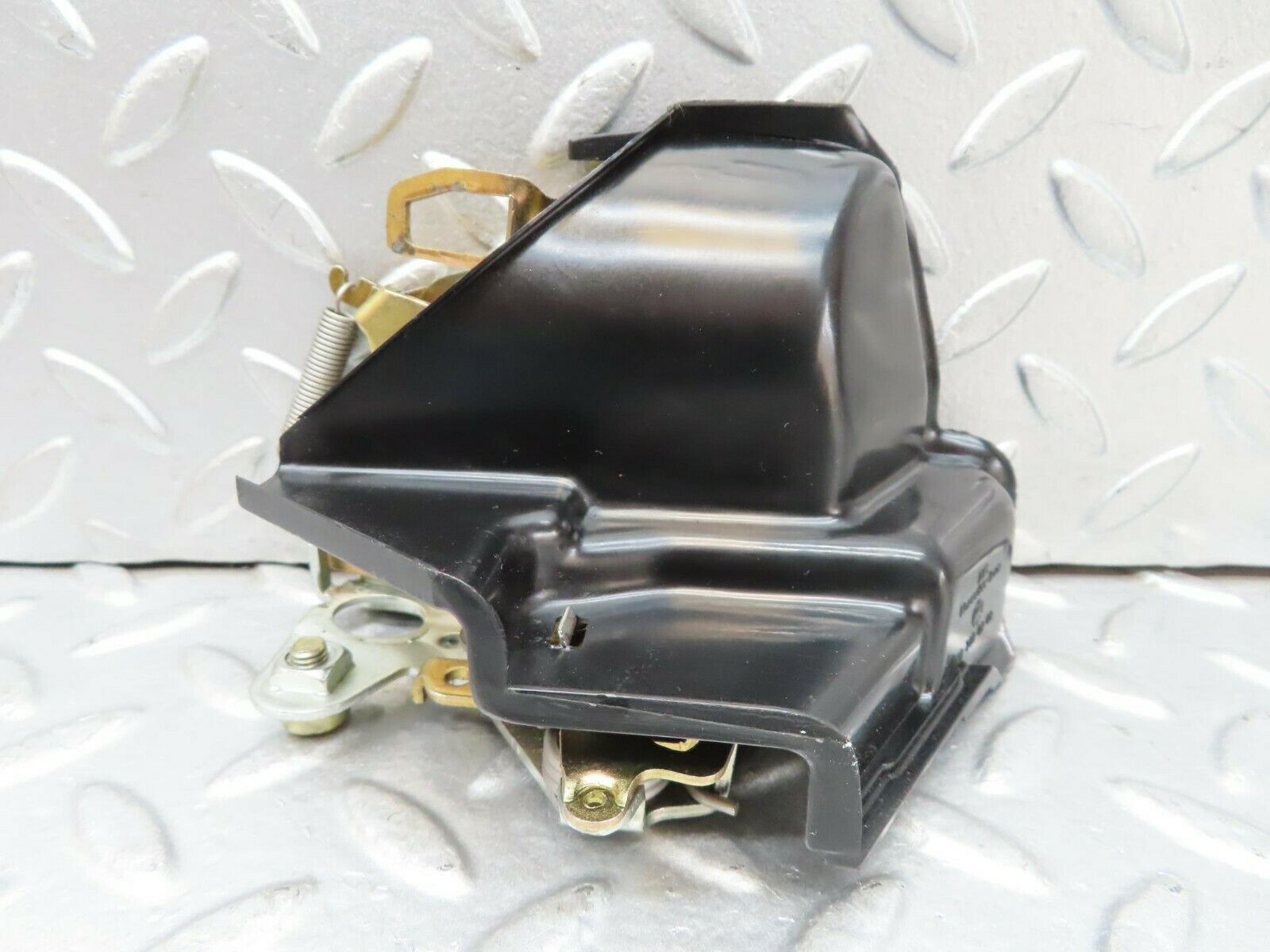 15232 Mercedes-Benz W123 230E Rear Right Door Lock Mechanism 1237330208