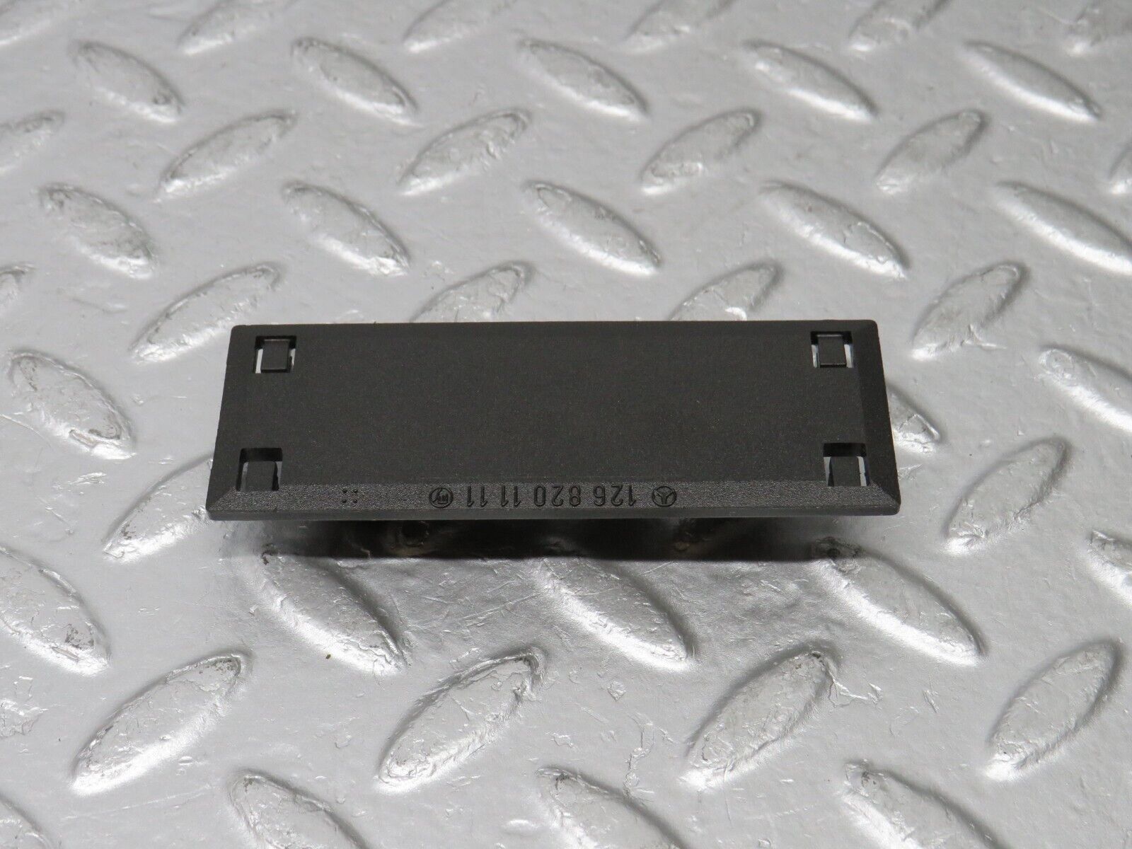 38394 Mercedes-Benz R129 280SL Coupe Windscreen Washer Nozzle Connector 1268201111