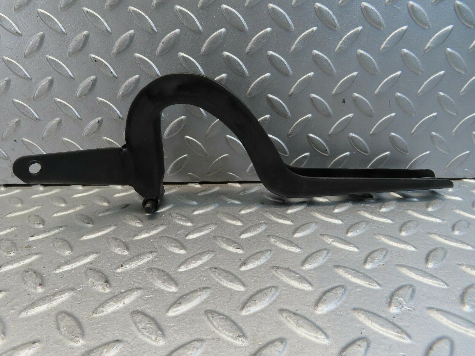 11463 Mercedes-Benz C123 230CE Coupe Trunk Lid Hinge Right Side 1237500287