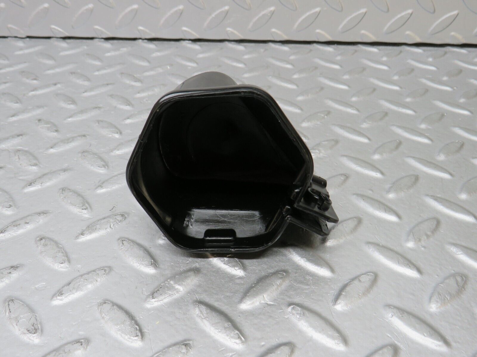 36883 Mercedes-Benz C126 420SEC Coupe Ignition Coil Cover Cap 0001582285