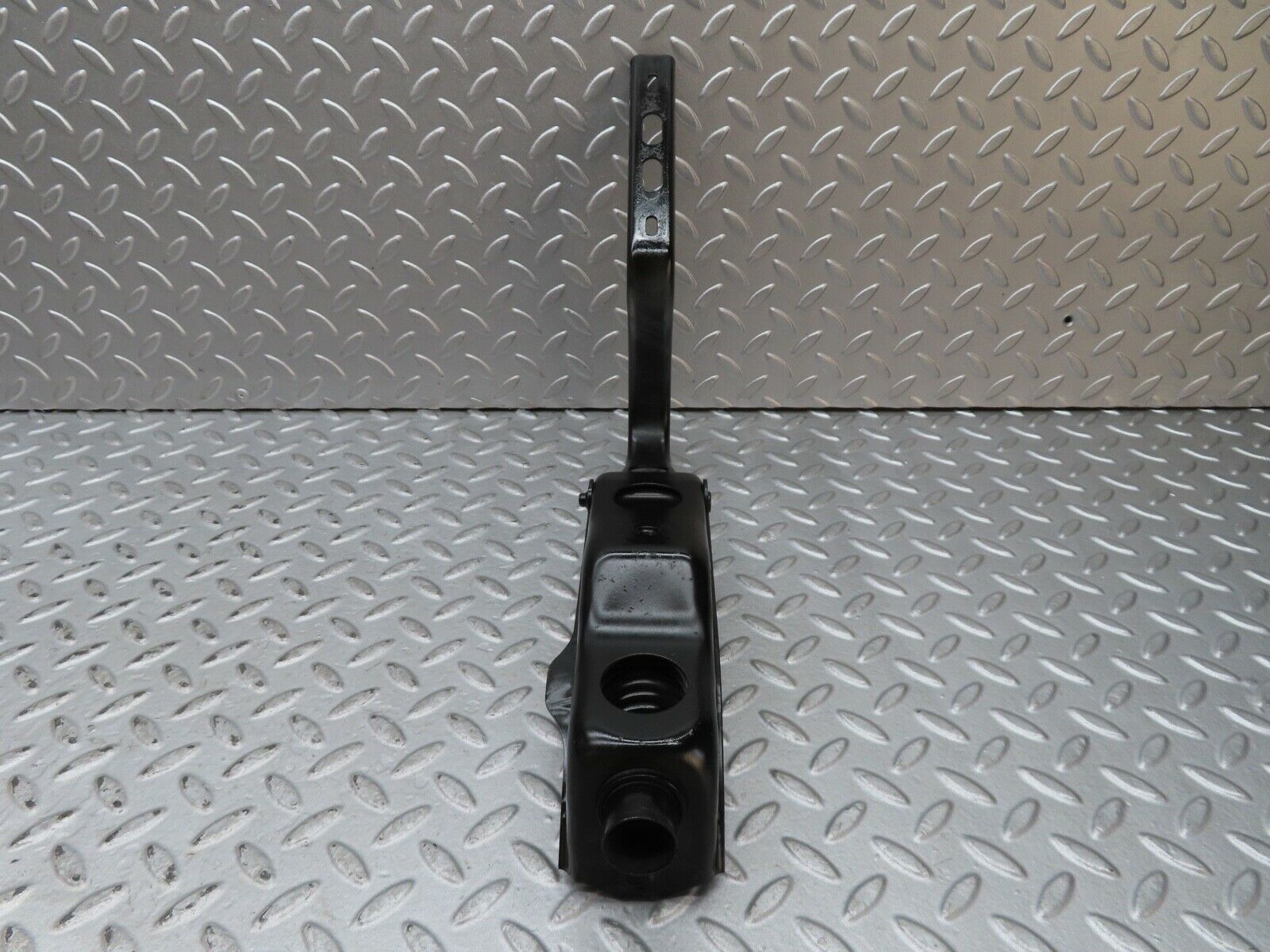 17604 Mercedes-Benz W116 450SEL Trunk Lid Hinge Right Side