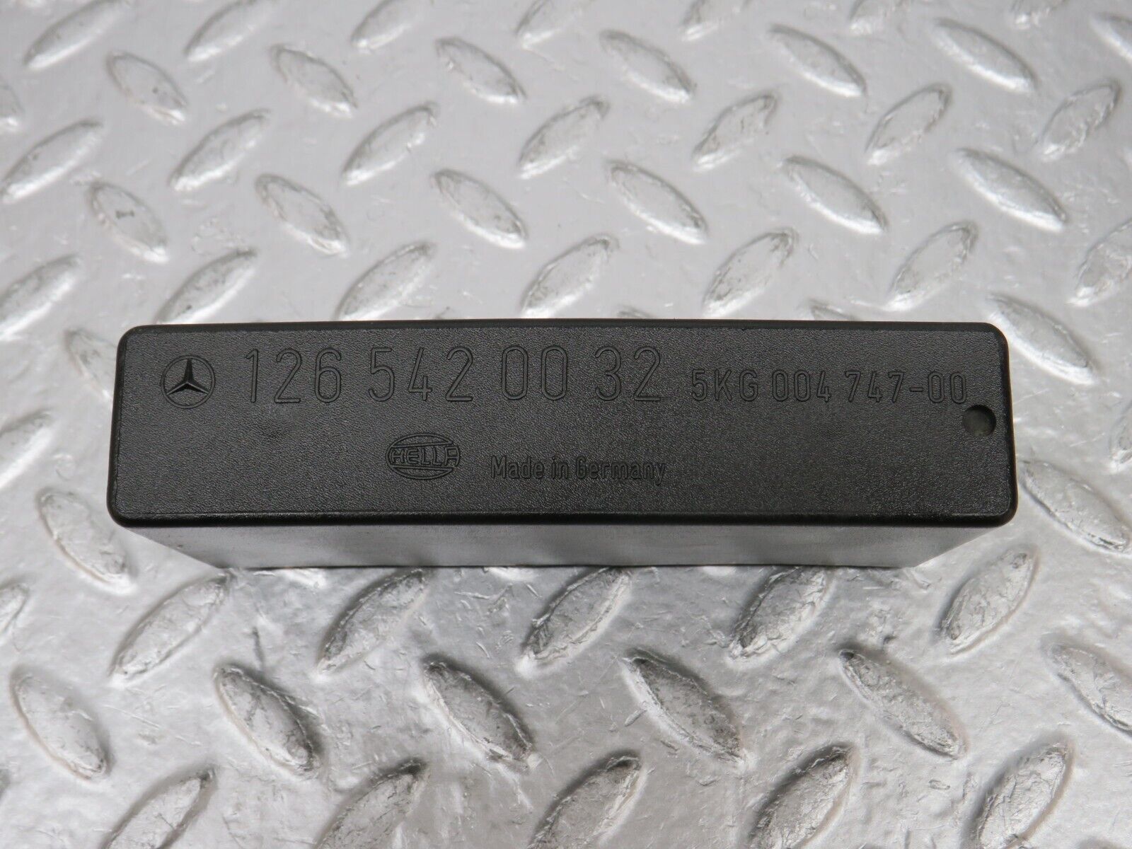 32478 Mercedes-Benz S124 300TE Wagon Light Control Relay 1265420032