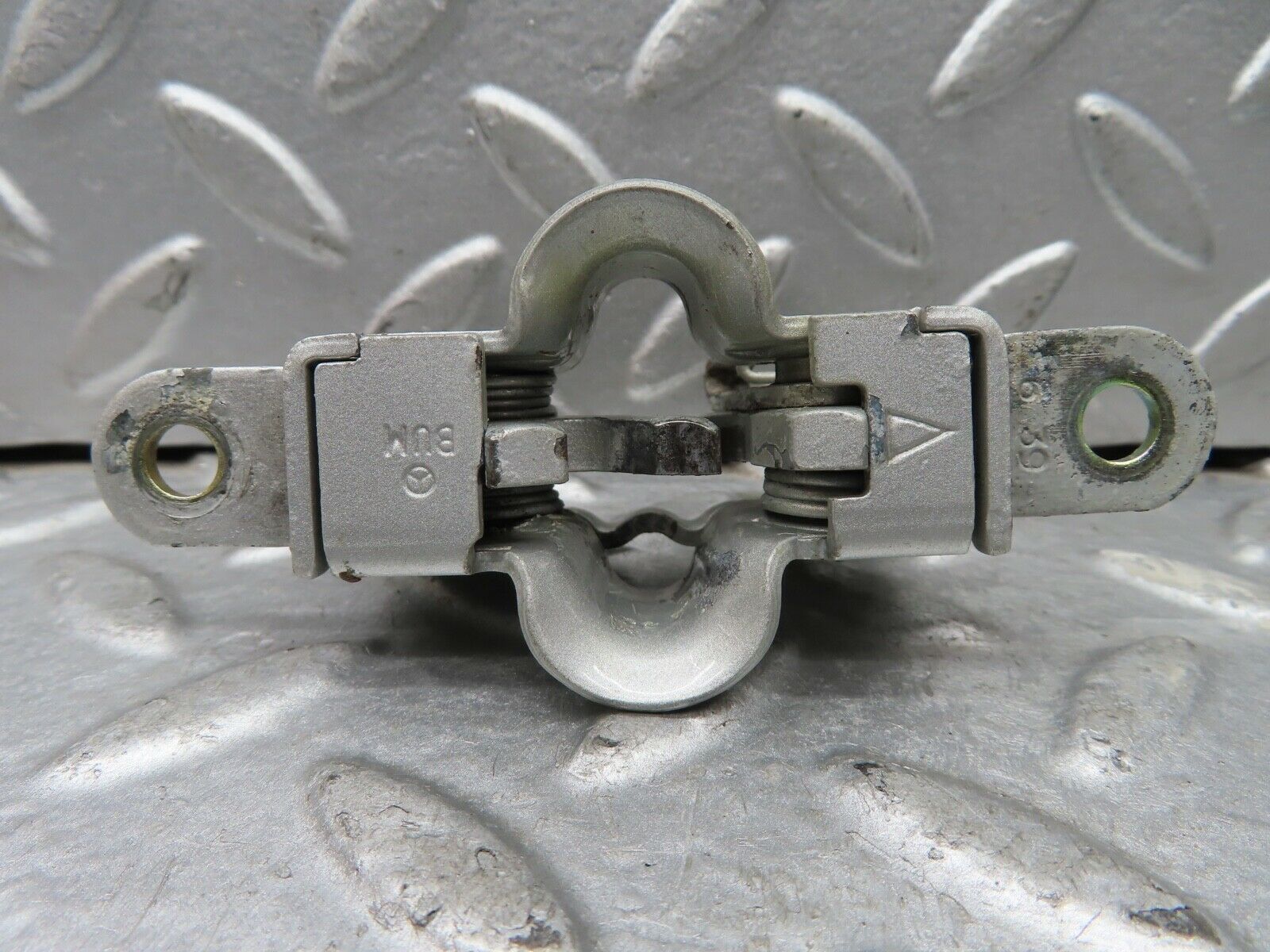 19336 Mercedes-Benz C140 CL420 Coupe Bonnet Lock Pair 2028800160