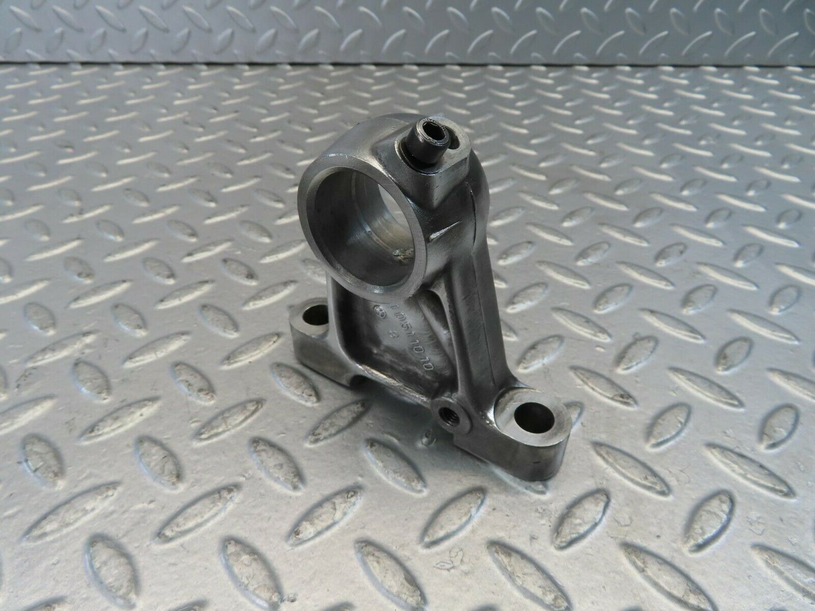 10962 Mercedes-Benz W115 220D Engine Camshaft Tower Bearing 6210511010