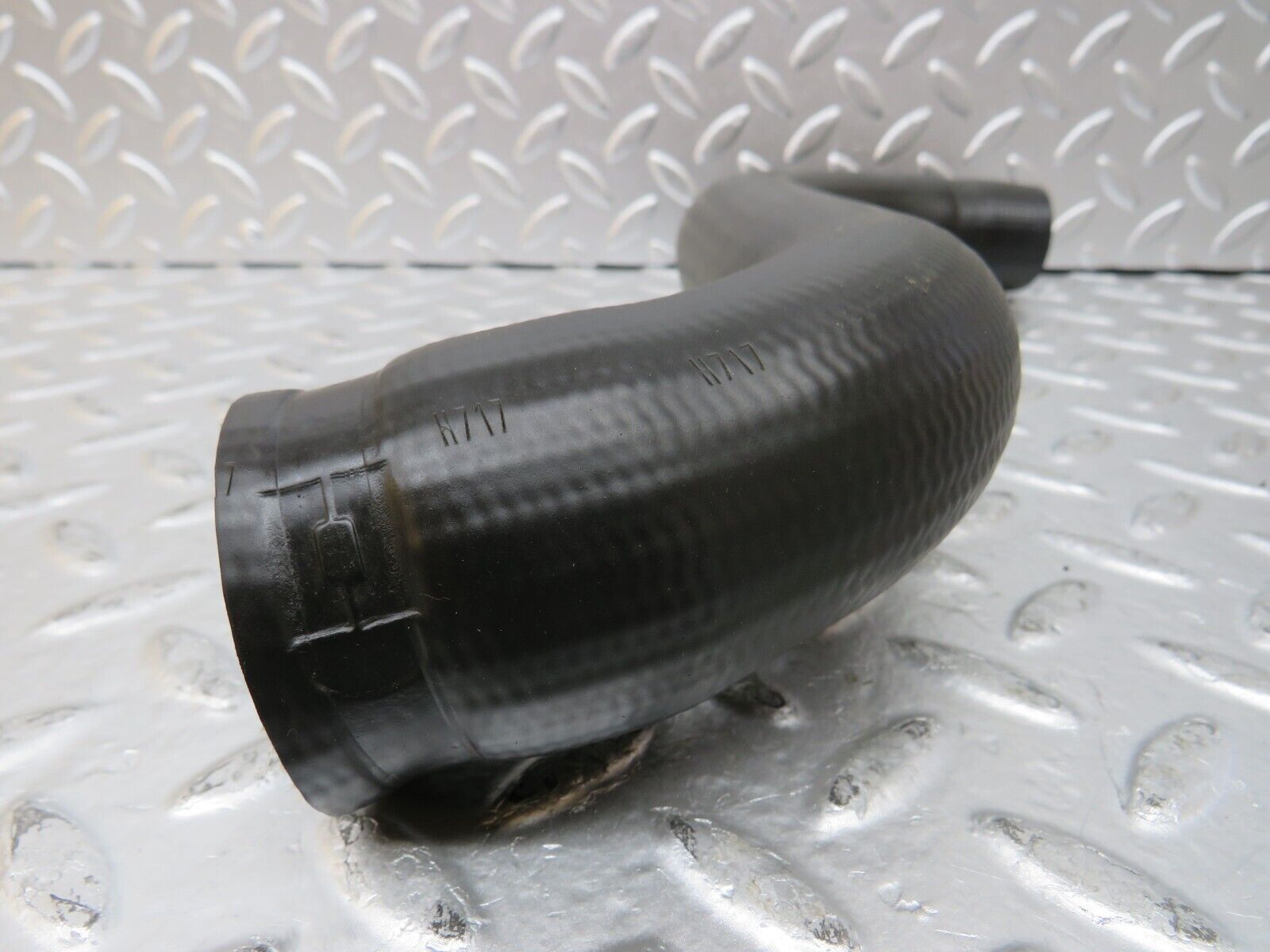 26103 Mercedes-Benz W116 450SE Radiator Hose Pipe 1165012582