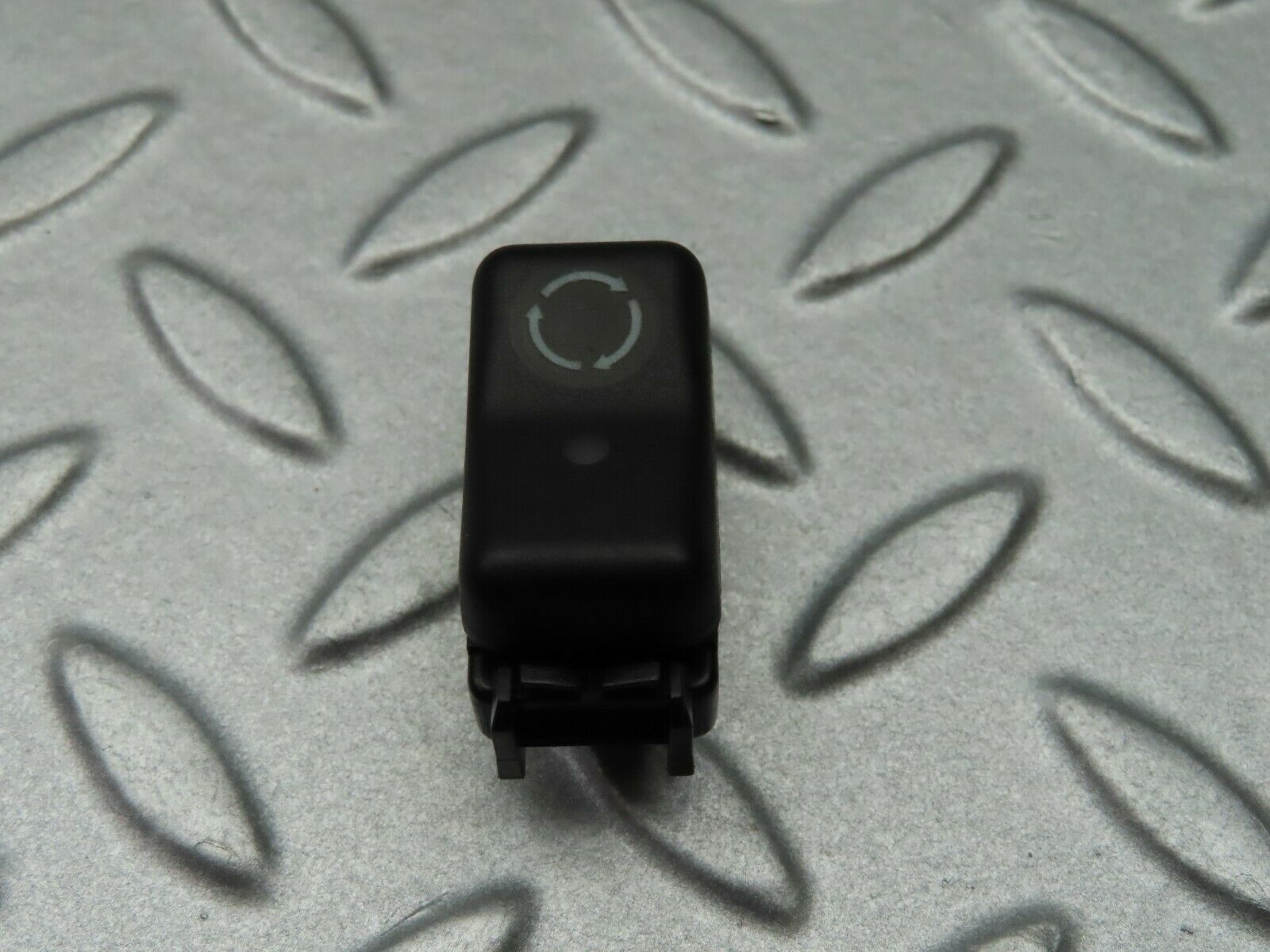 5348 Mercedes-Benz W124 230 E Air Circulation Power Switch 1248210351