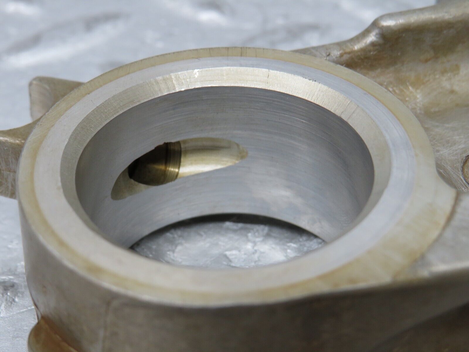 37115 Mercedes-Benz C126 420SEC Coupe Camshaft Tower Bearing 1160513610