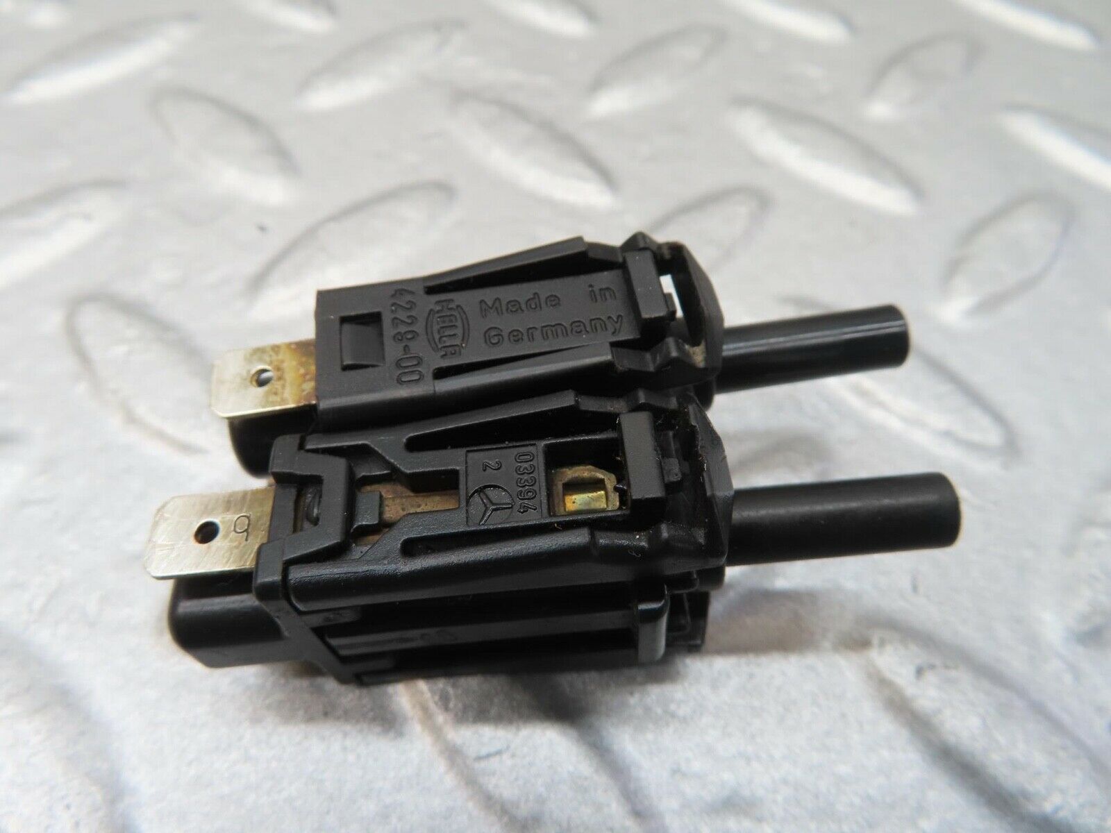 16101 Mercedes-Benz W123 280E Door Contact Switch Pair 0015458714