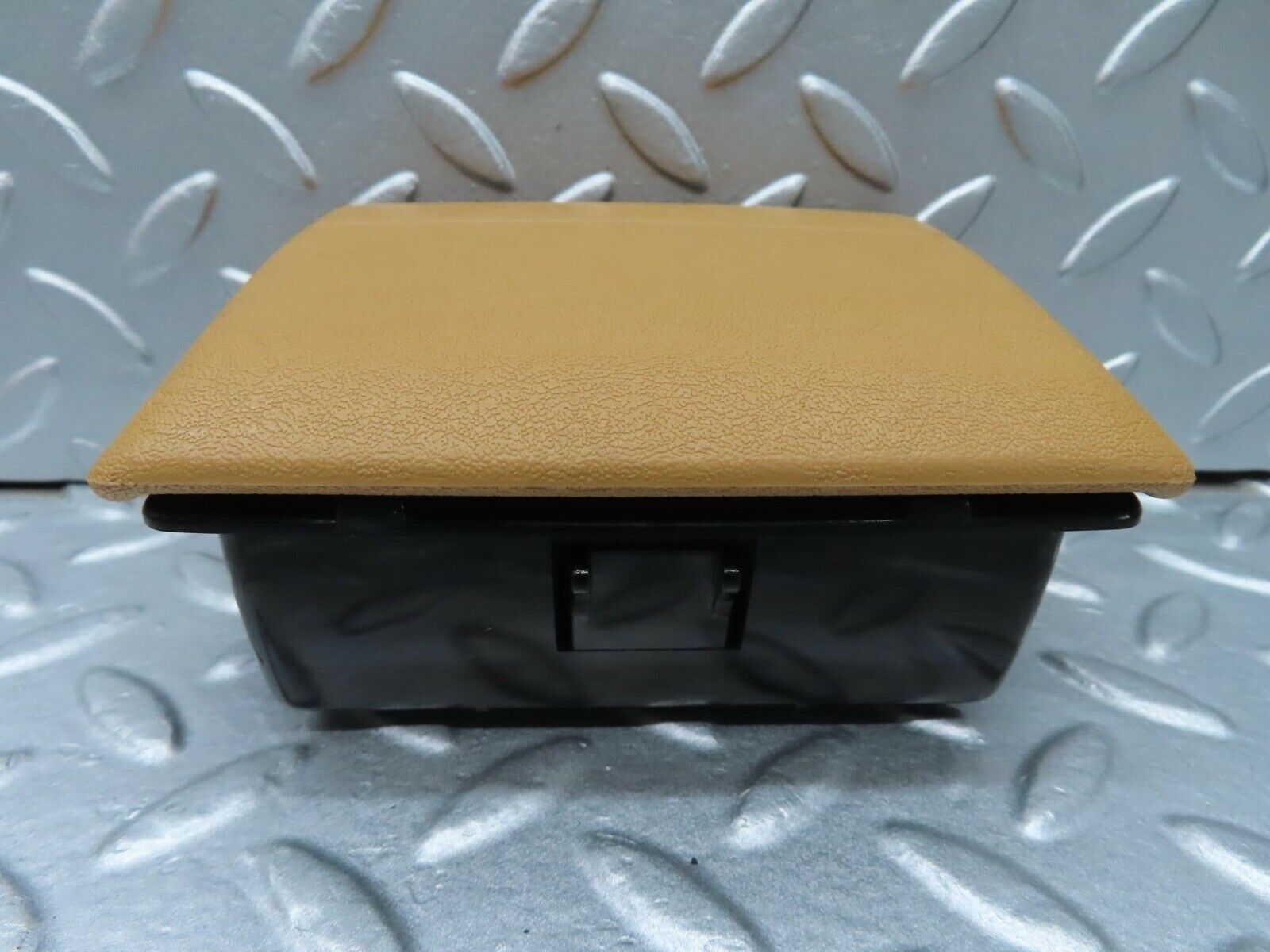 15952 Mercedes-Benz W123 280E Rear Door Ashtray