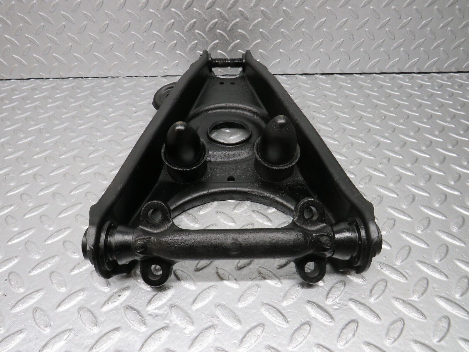 40389 Mercedes-Benz W110 230 Front Right Lower Control Arm