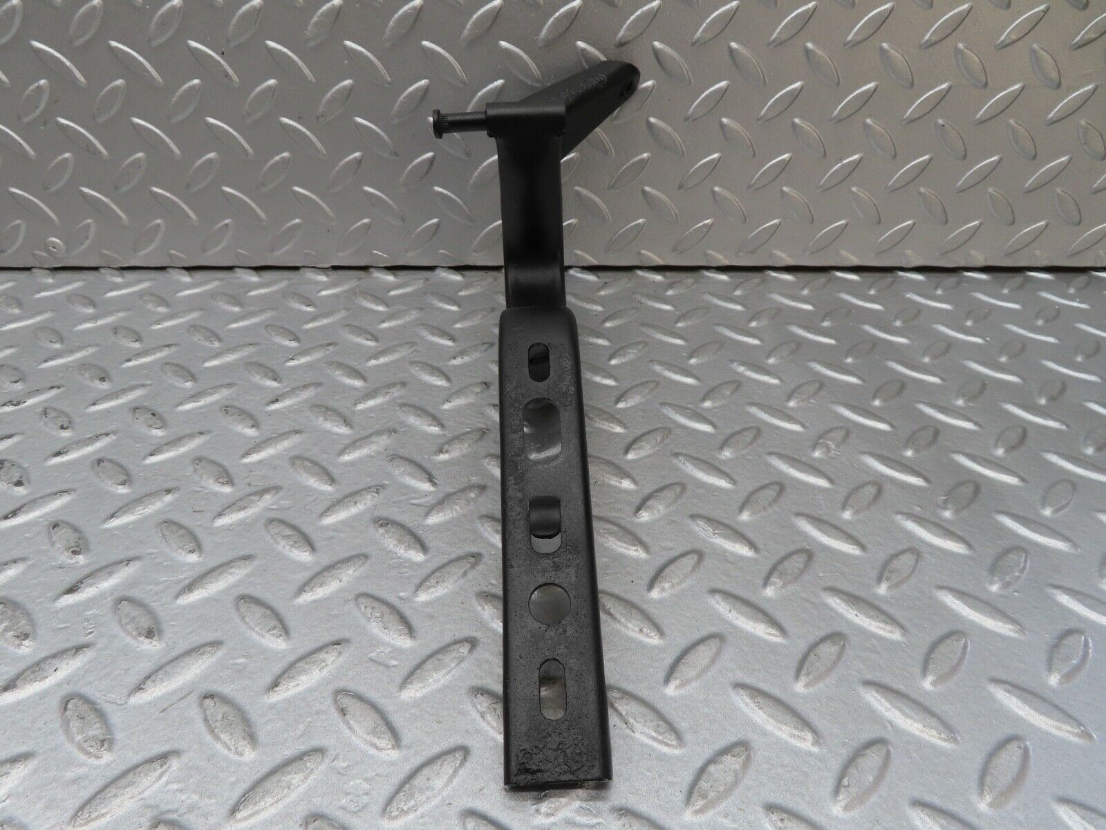 16921 Mercedes-Benz C123 280CE Coupe Trunk Lid Hinge Right Side 1237500287