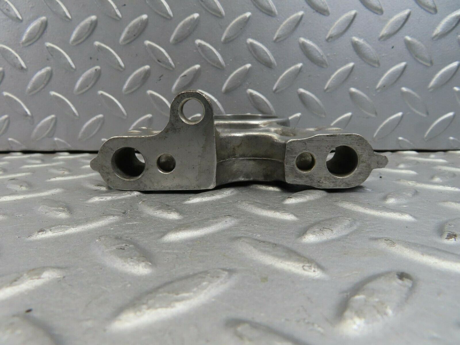 8966 Mercedes-Benz W108 Camshaft Tower Bearing 1140510916