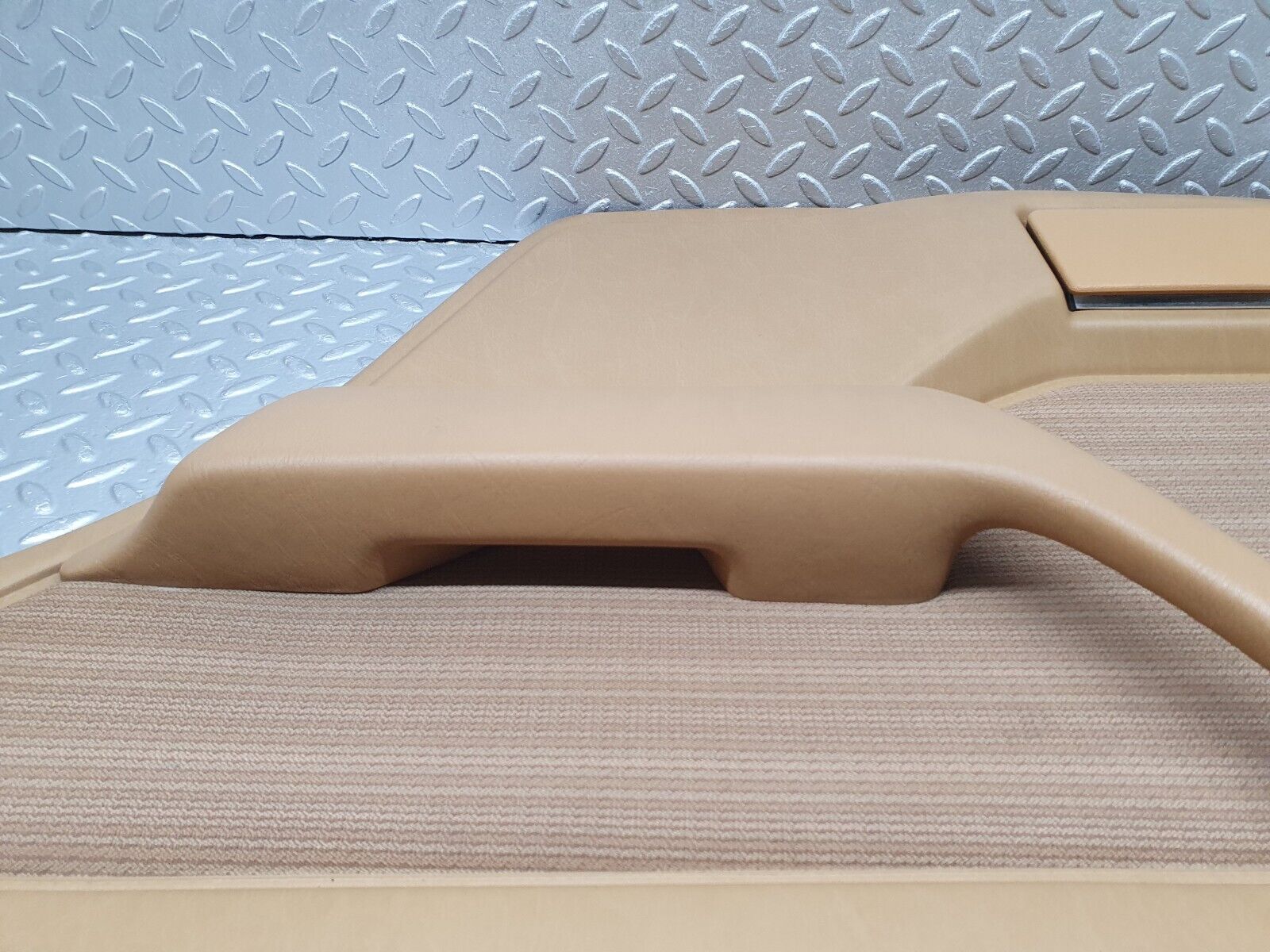 41481 Mercedes-Benz W124 200E Rear Right Door Card Palomino