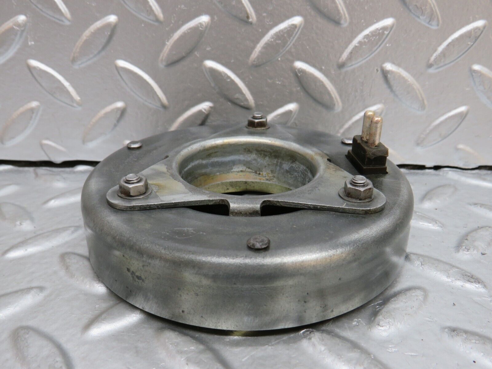 29430 Mercedes-Benz W124 230E Electromagnetic Fan Clutch 1022000577