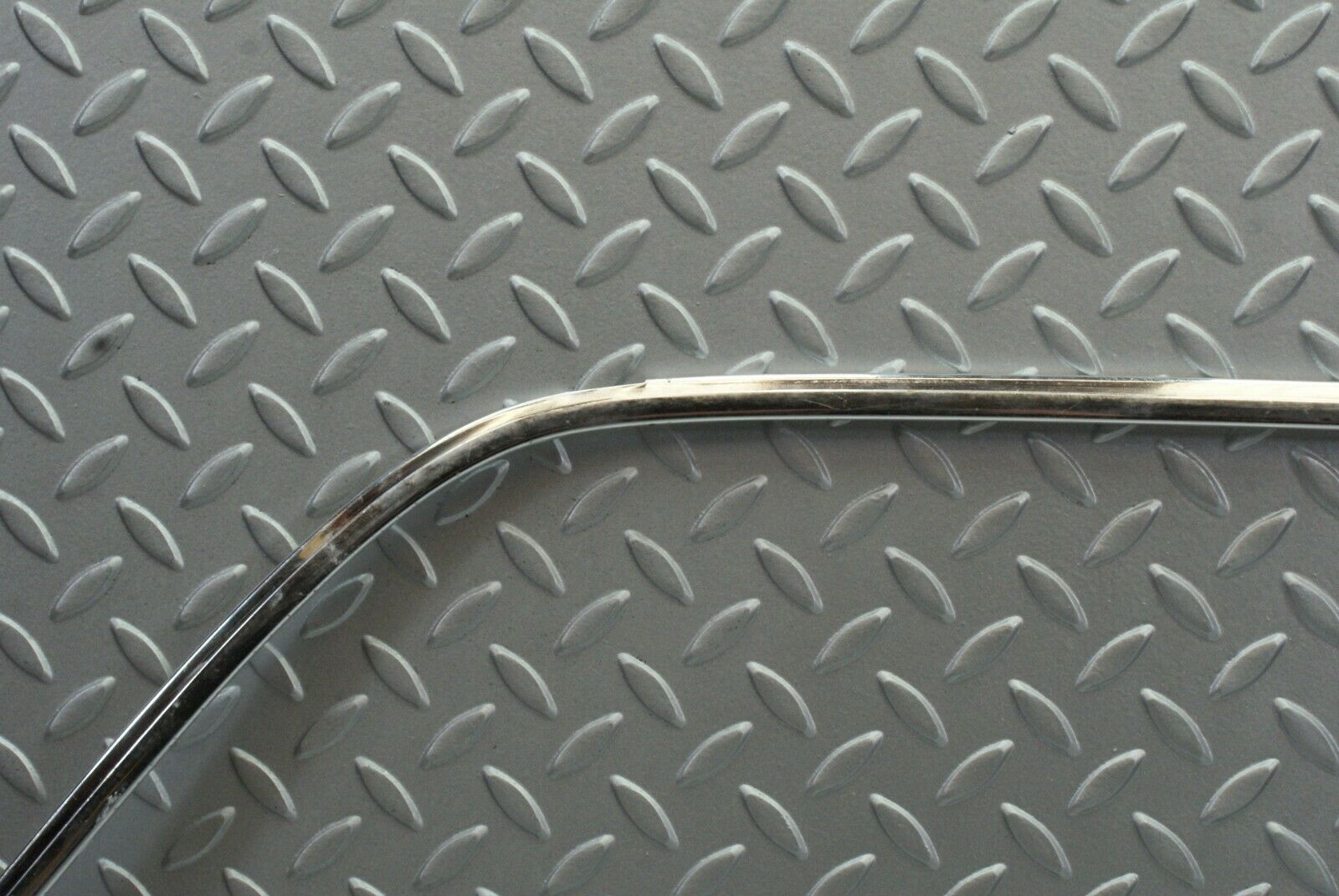 2639 Mercedes-Benz W116 350SE Door Chrome Window Frame Rear Right